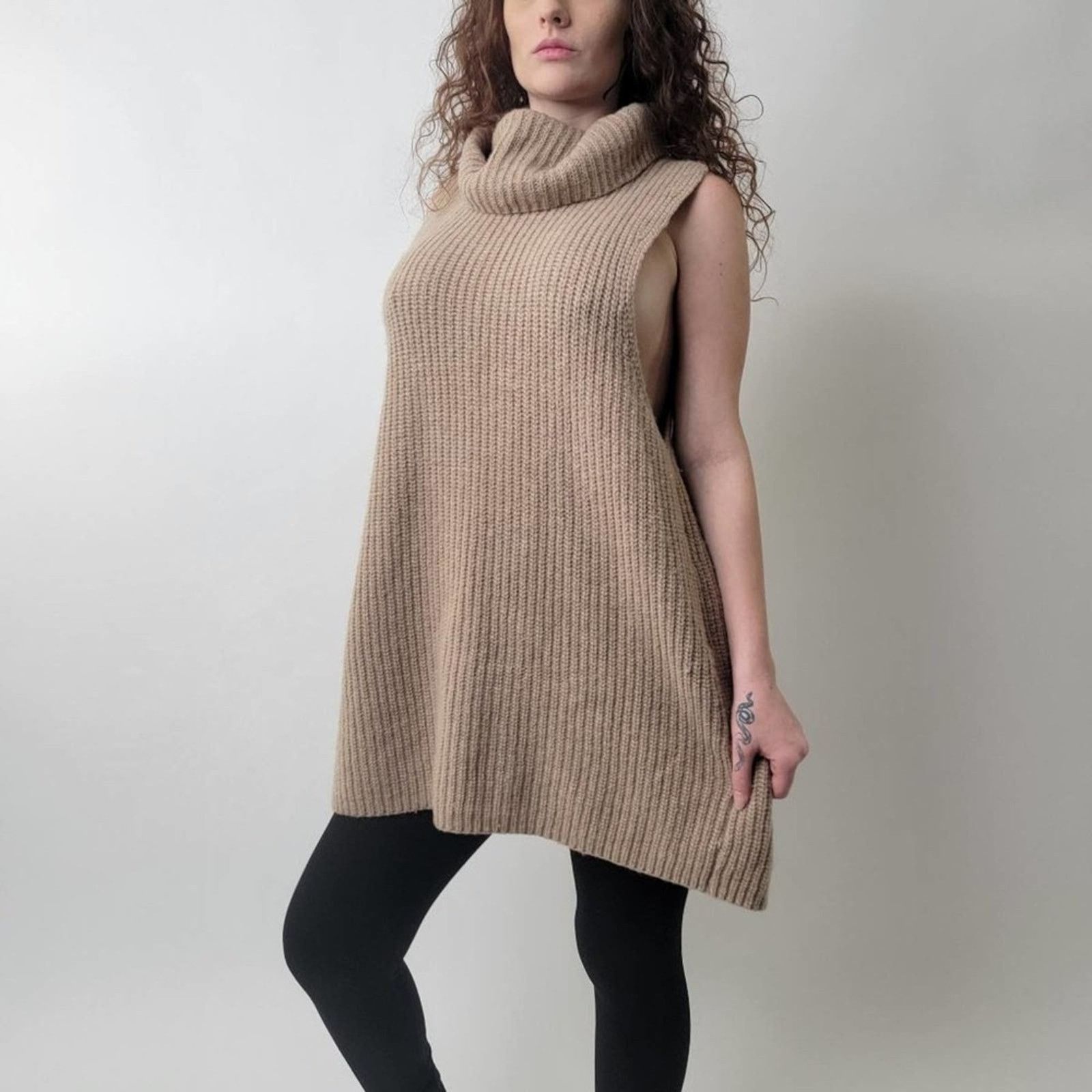 Free People Free People Need It Now Turtleneck Open Back Sweater - S Size S / US 4 / IT 40 - 1 Thumbnail