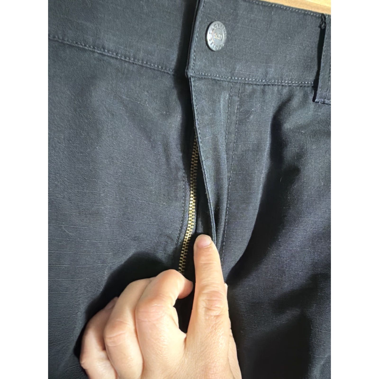 Vintage 5.11 Tactical TDU Cargo Pants Mens XL Black Ripstop Style #74003 Size US 36 / EU 52 - 6 Thumbnail