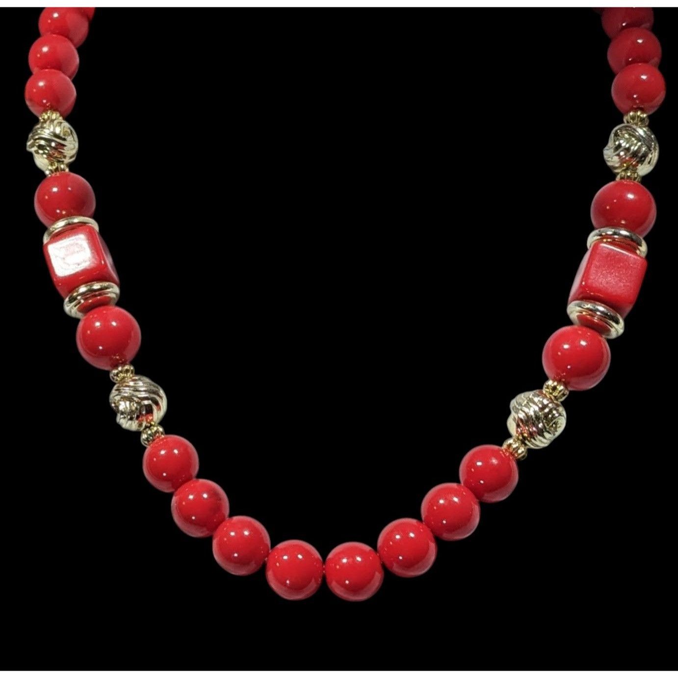 Other Vintage Red And Gold Tone Beaded Necklace Size ONE SIZE - 2 Thumbnail