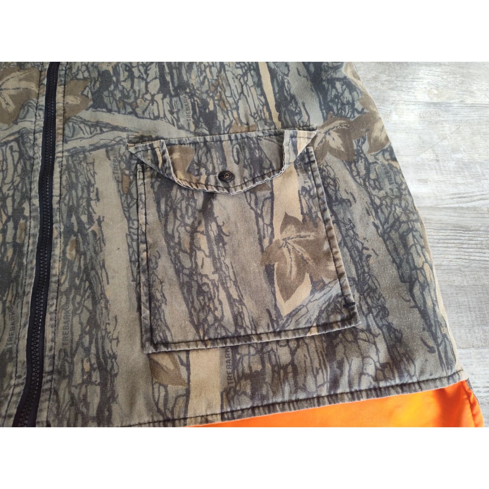 Vintage Winchester Vest Trebark Camo Blaze Orange VTG 90s Reversible Zip XL Mens Nylon Puffer Vest Full Zip Insulated Pockets Zipper Short Sleeve? Size 46R - 3 Thumbnail