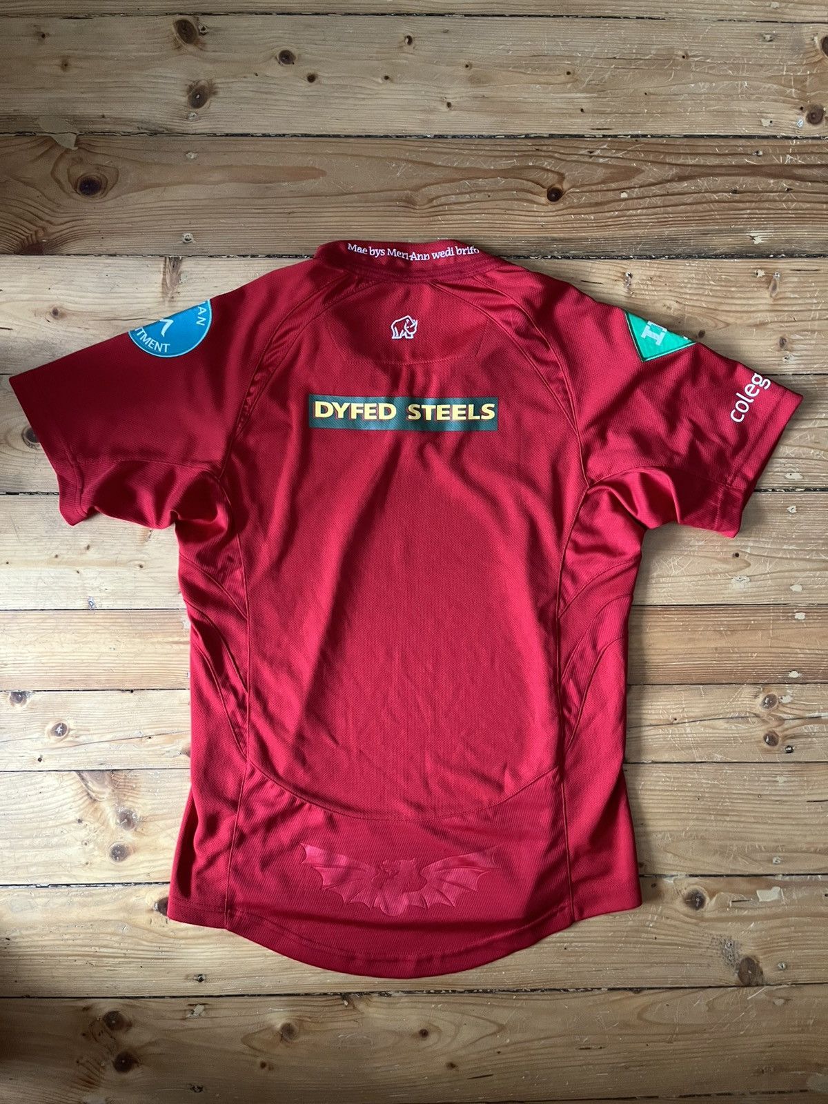 The Unbranded Brand Rhino Pure Rugby Scarlets Rugby Embroidered Shirt Red Size S Size US S / EU 44-46 / 1 - 5 Thumbnail