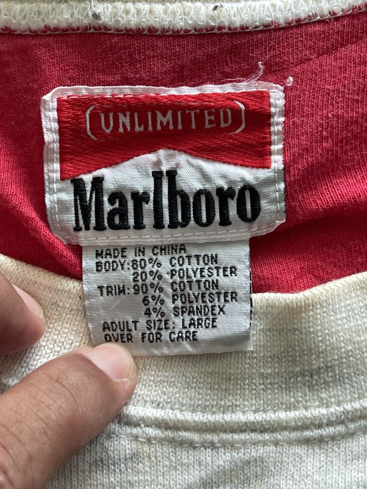 Marlboro Vintage 90s MARLBORO UNLIMITED MAT Racing F1 Sweatshirt Size US L / EU 52-54 / 3 - 2 Thumbnail