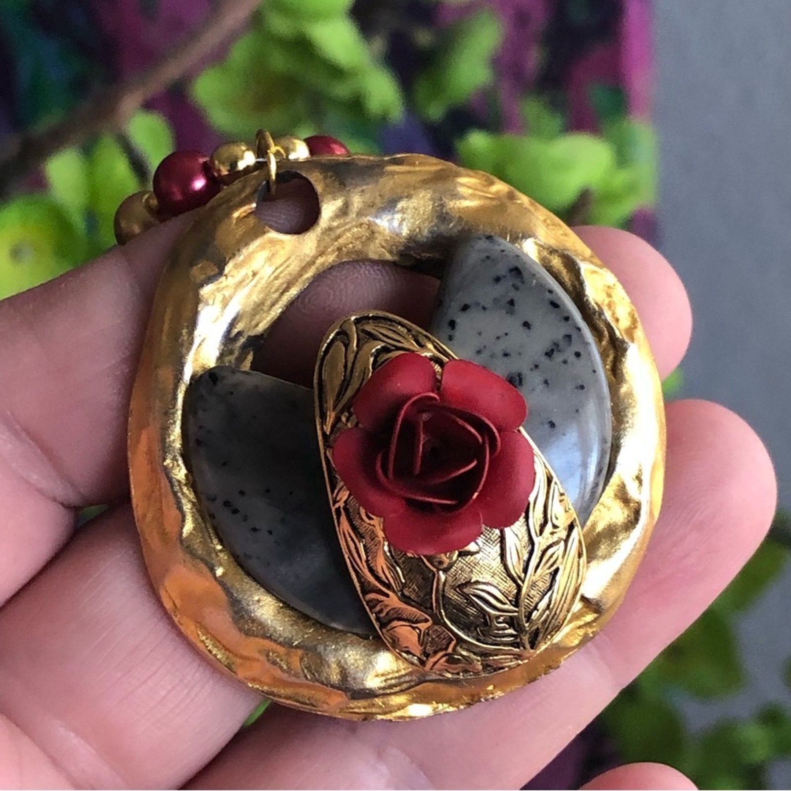 Handmade Handcrafted repurpose Spanish Rose pendant Pearl necklace Size ONE SIZE - 8 Thumbnail