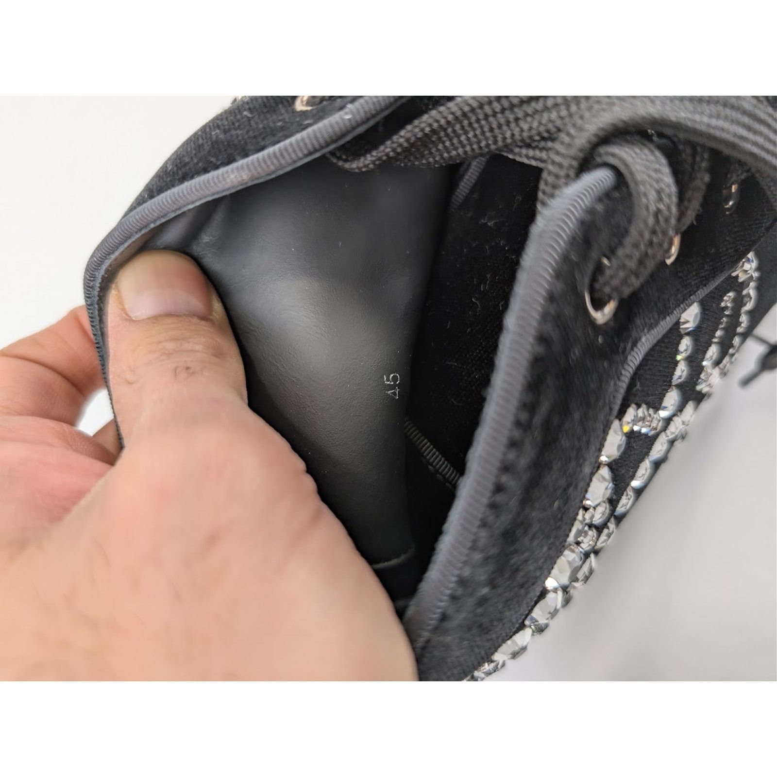 Christian Louboutin o1rshd1 Octolouis Strass Sneakers in Black/Crystal Size US 13 / EU 46 - 19 Thumbnail