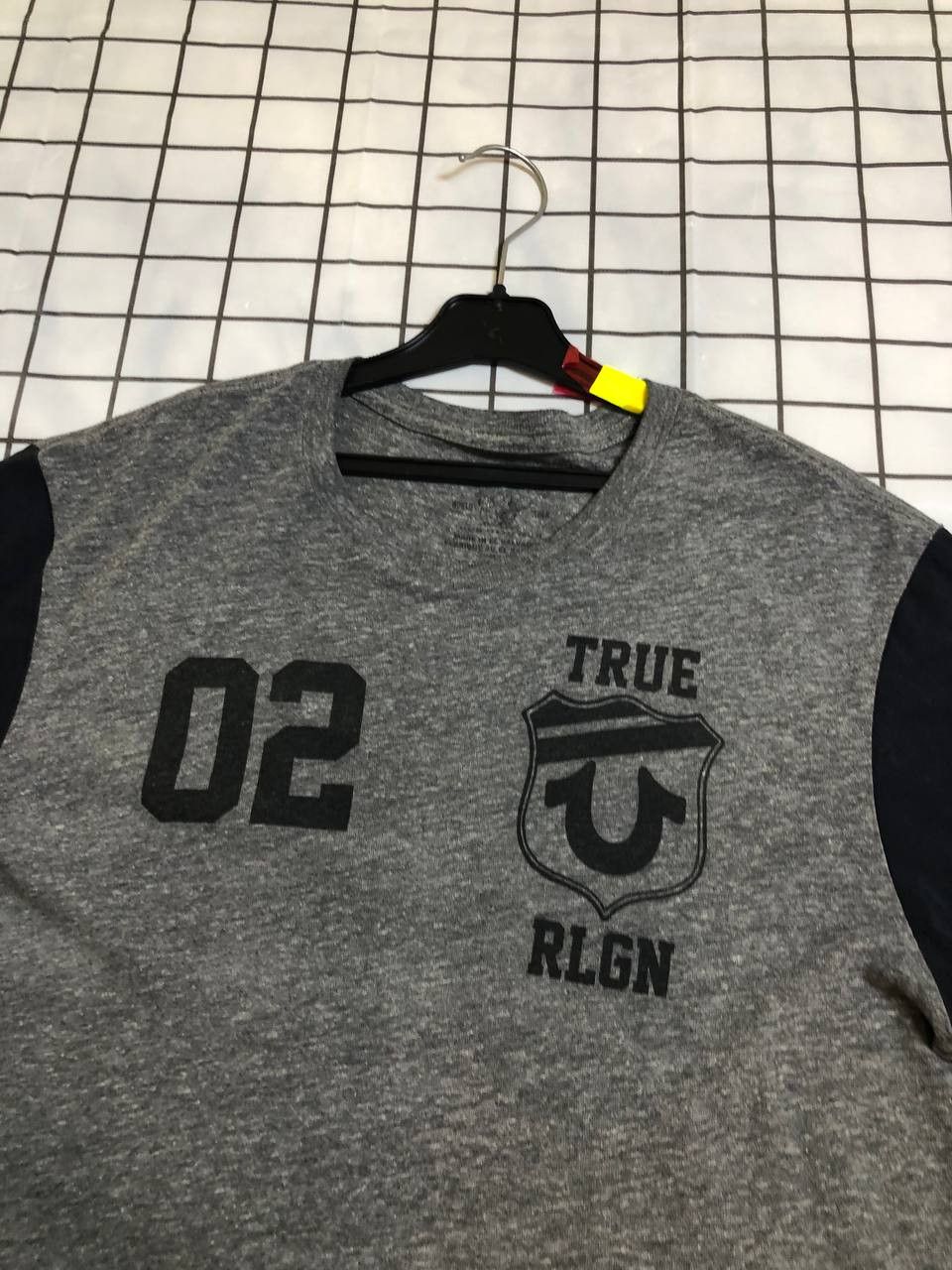 True Religion Vintage Y2K grayT-shirt True Religion big print #02 Size US M / EU 48-50 / 2 - 4 Thumbnail