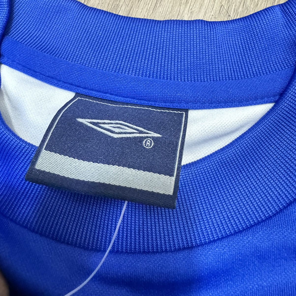 Umbro Chelsea 2000s training sweater (bnwt) Size US M / EU 48-50 / 2 - 7 Thumbnail