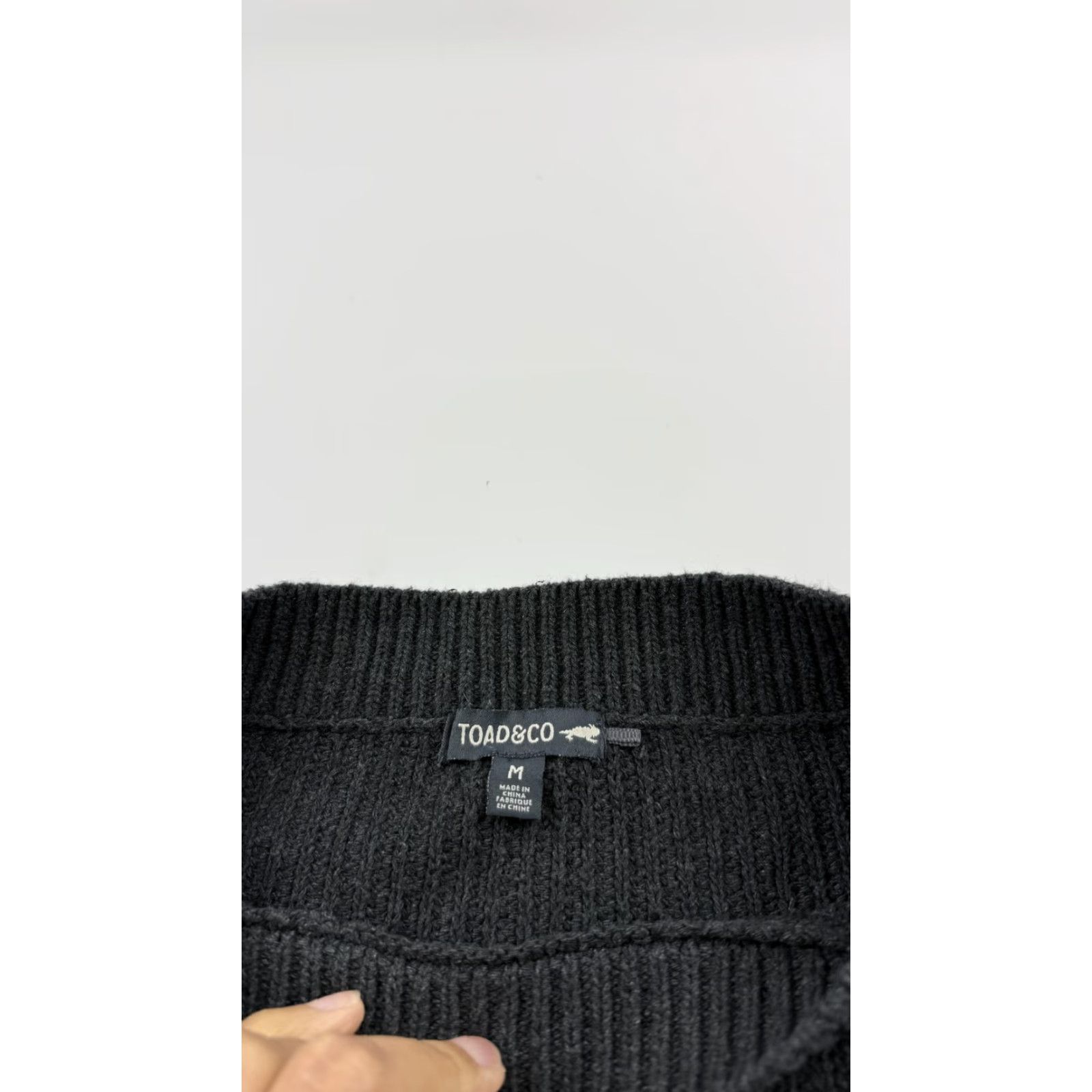 Toad&Co Sweater Womens Medium Black Rib Knit Cropped Pullover Recycled Cotton