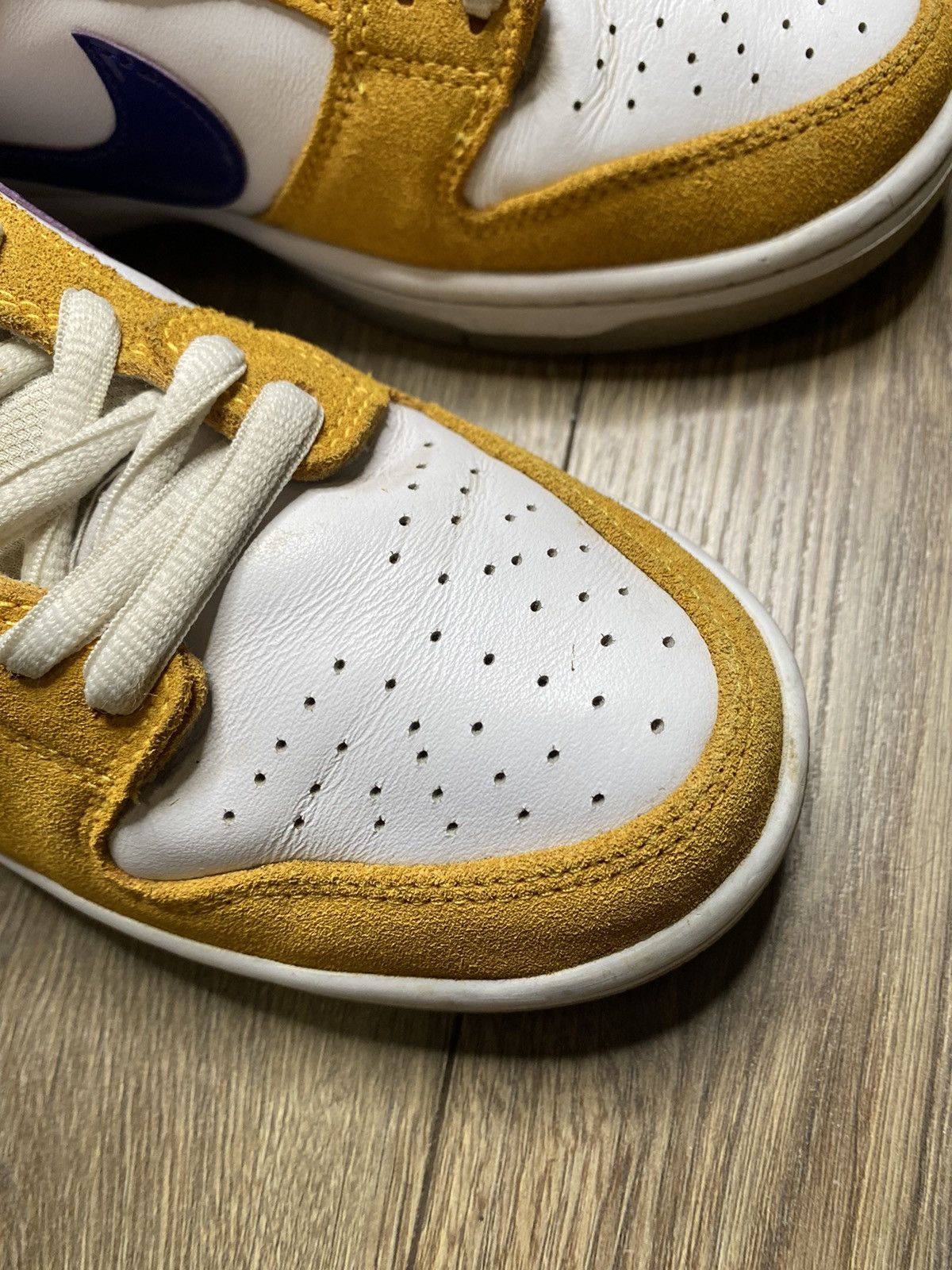 Nike Nike SB Dunk Low Laser Orange Size US 8 / EU 41 - 6 Thumbnail