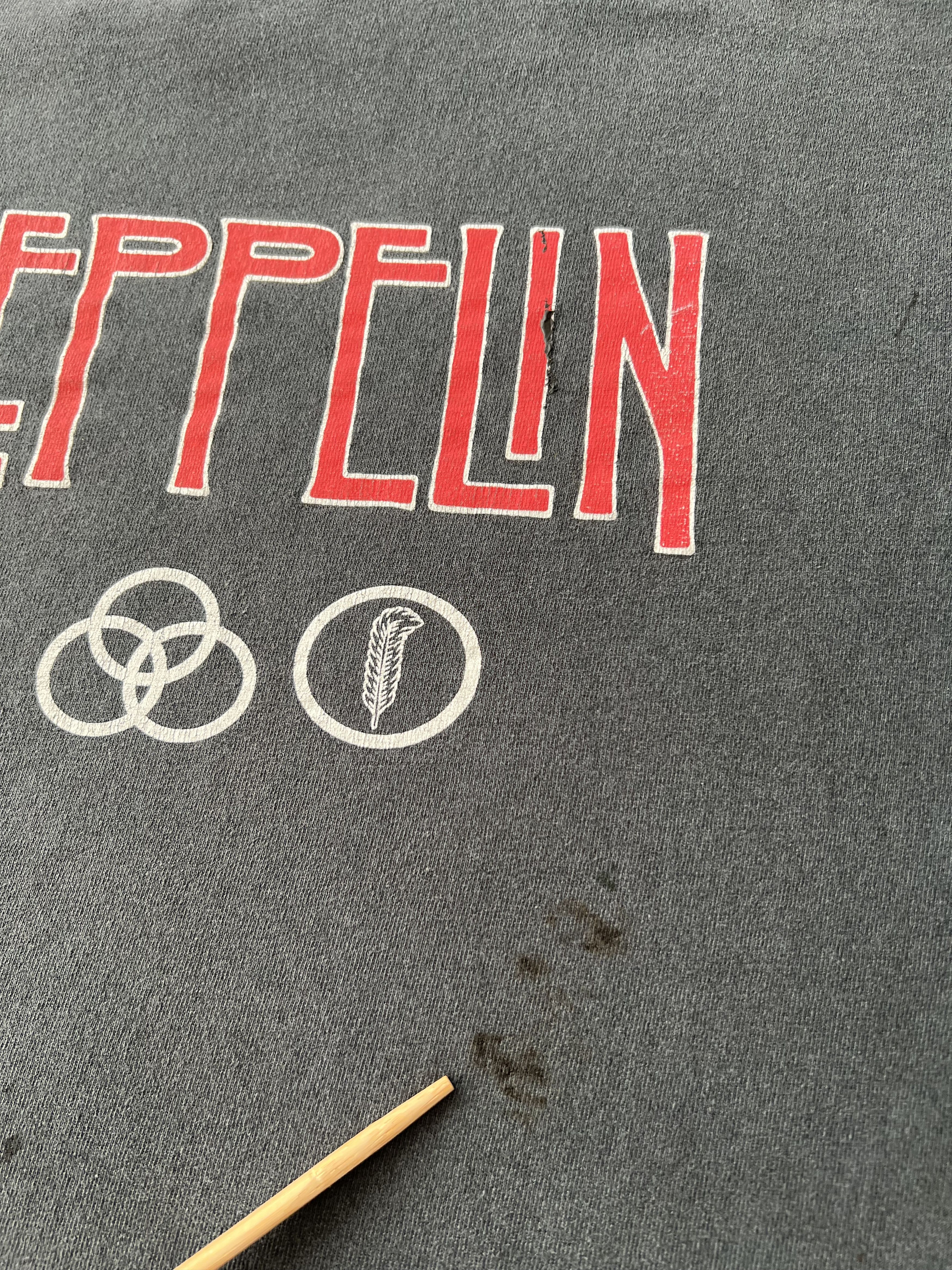 Band Tees Vintage 2004 Led Zeppelin Stairway to Heaven Black T-shirt Size US L / EU 52-54 / 3 - 18 Thumbnail