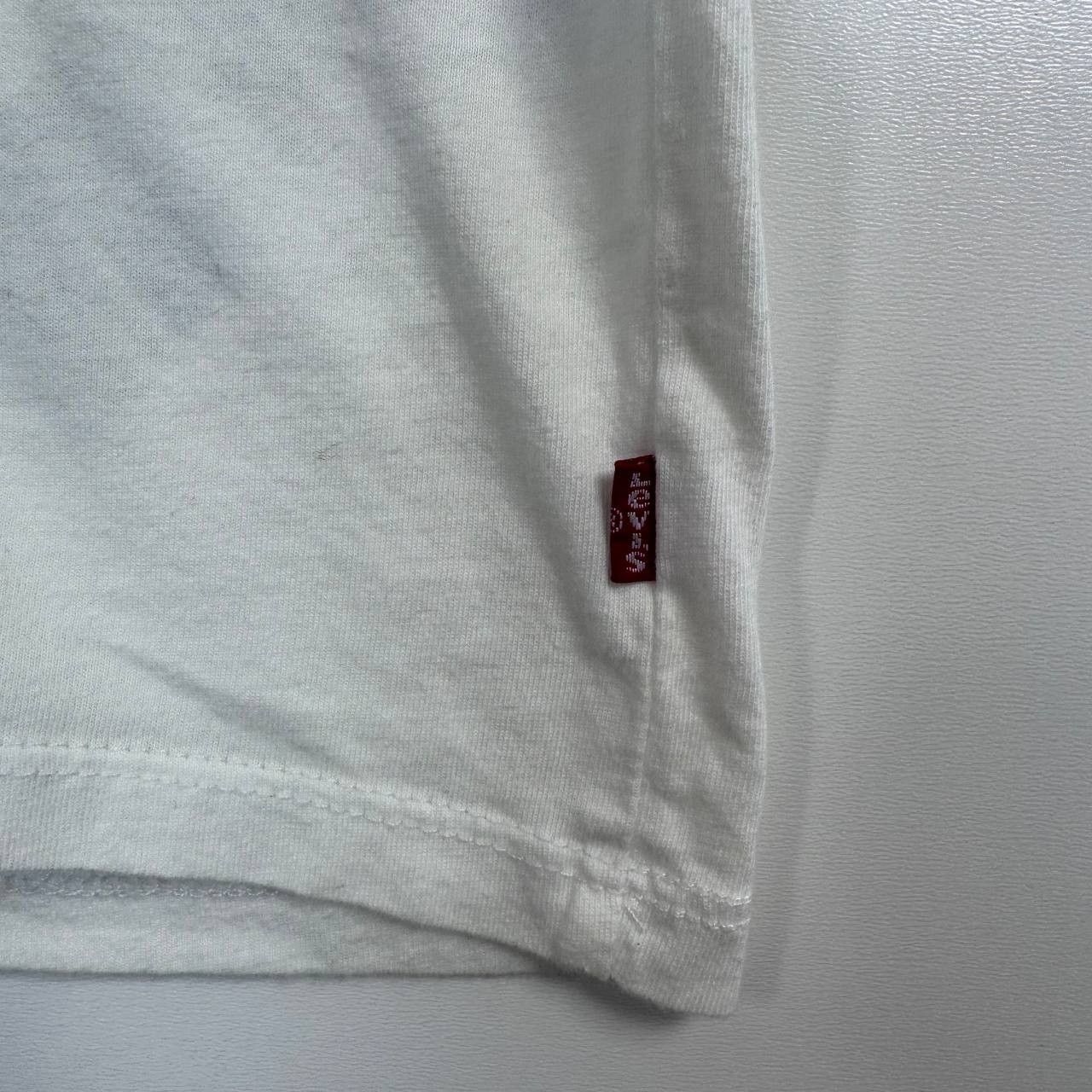 Levi's Levi's Men's T-Shirt Relaxed Fit White Tee Size M Size US M / EU 48-50 / 2 - 8 Thumbnail