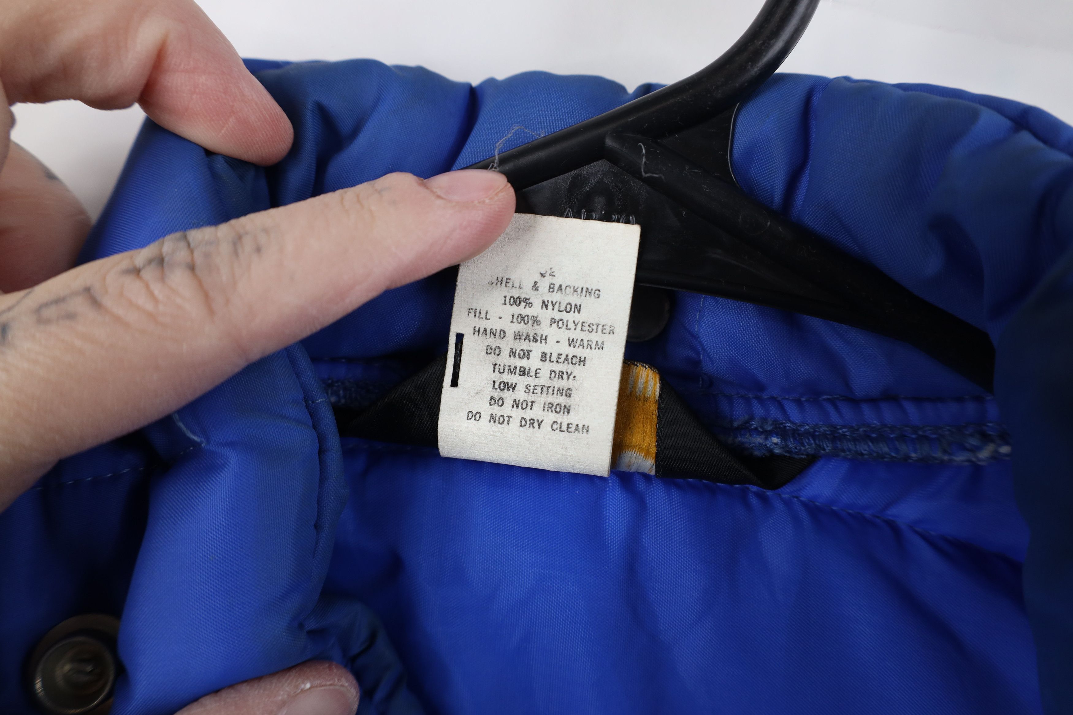Vintage Vintage 70s Streetwear Michelin Tires Puffer Jacket Blue USA Size US XL / EU 56 / 4 - 12 Thumbnail