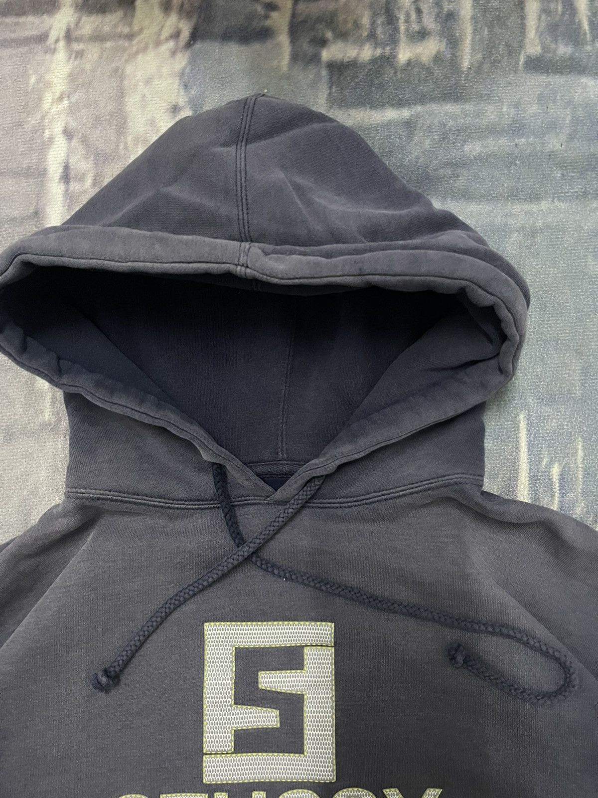 Stussy 90s OLD STUSSY RIPOFF FENDI ZUCCA LOGO PULLOVER SUNFADED Size US M / EU 48-50 / 2 - 8 Thumbnail
