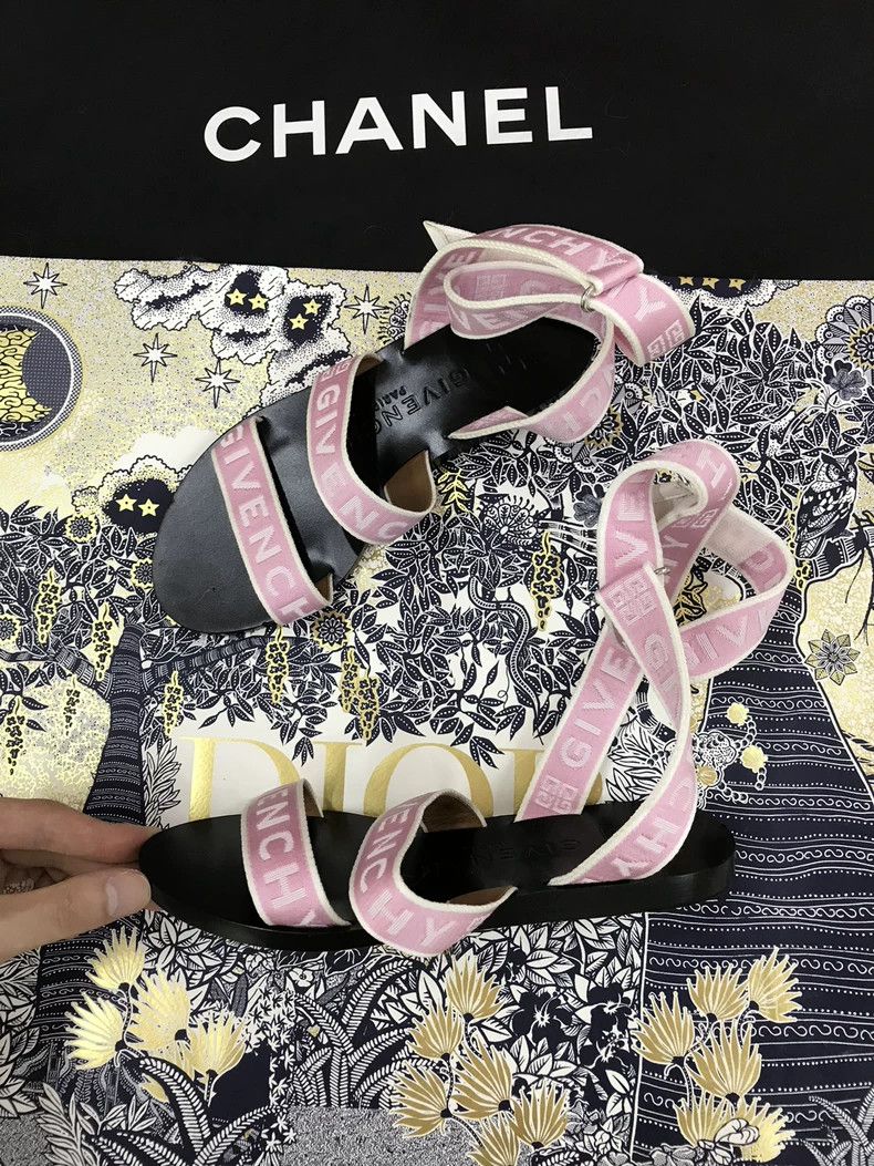 Other Givenchy Sise36 Pink logo magic tape strap sandals, size 36 Size US 7 / EU 40 - 1 Thumbnail