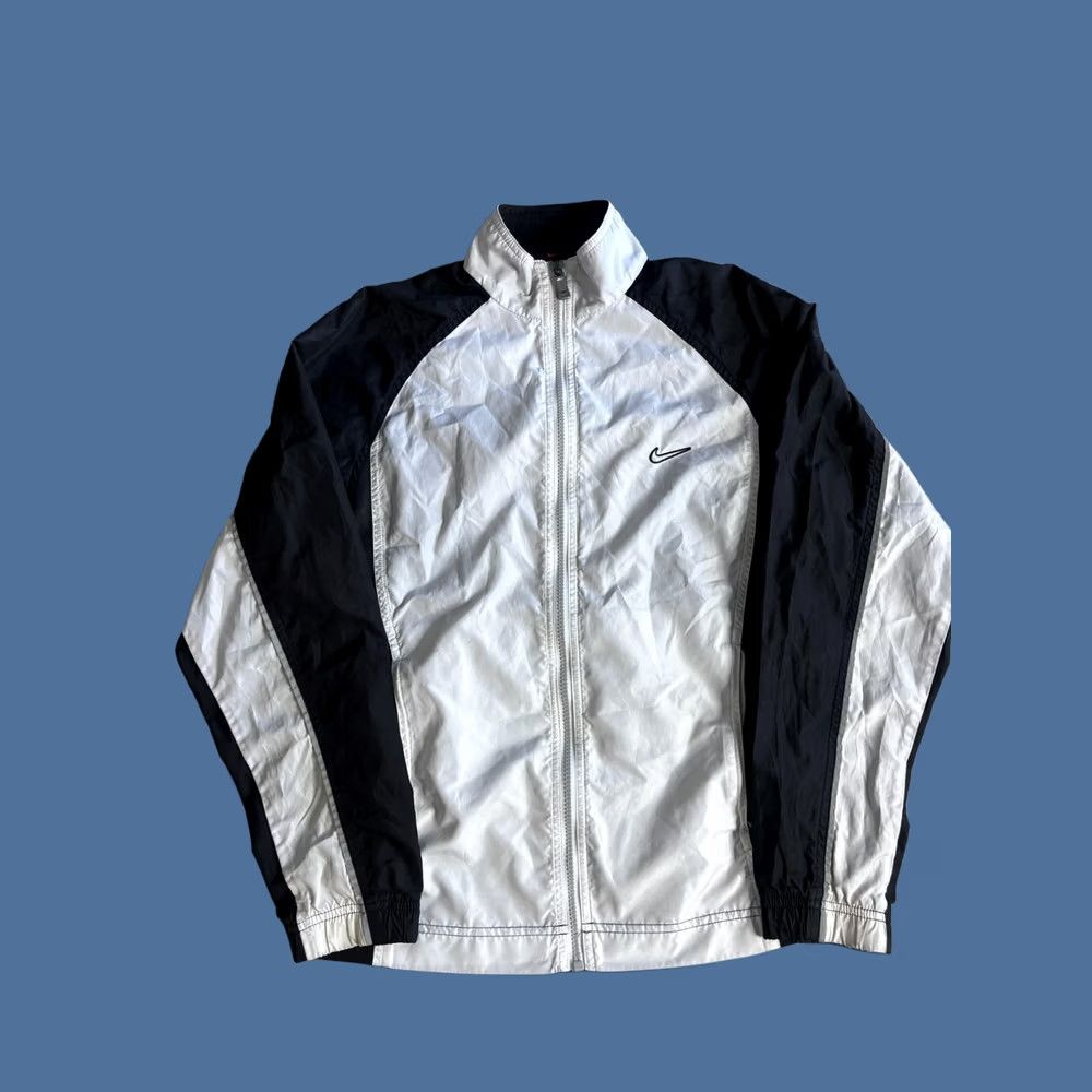 Nike Nike Jacket Mens Medium Black White Full Zip Windbreaker Reflective Running Size M / US 6-8 / IT 42-44 - 1 Thumbnail