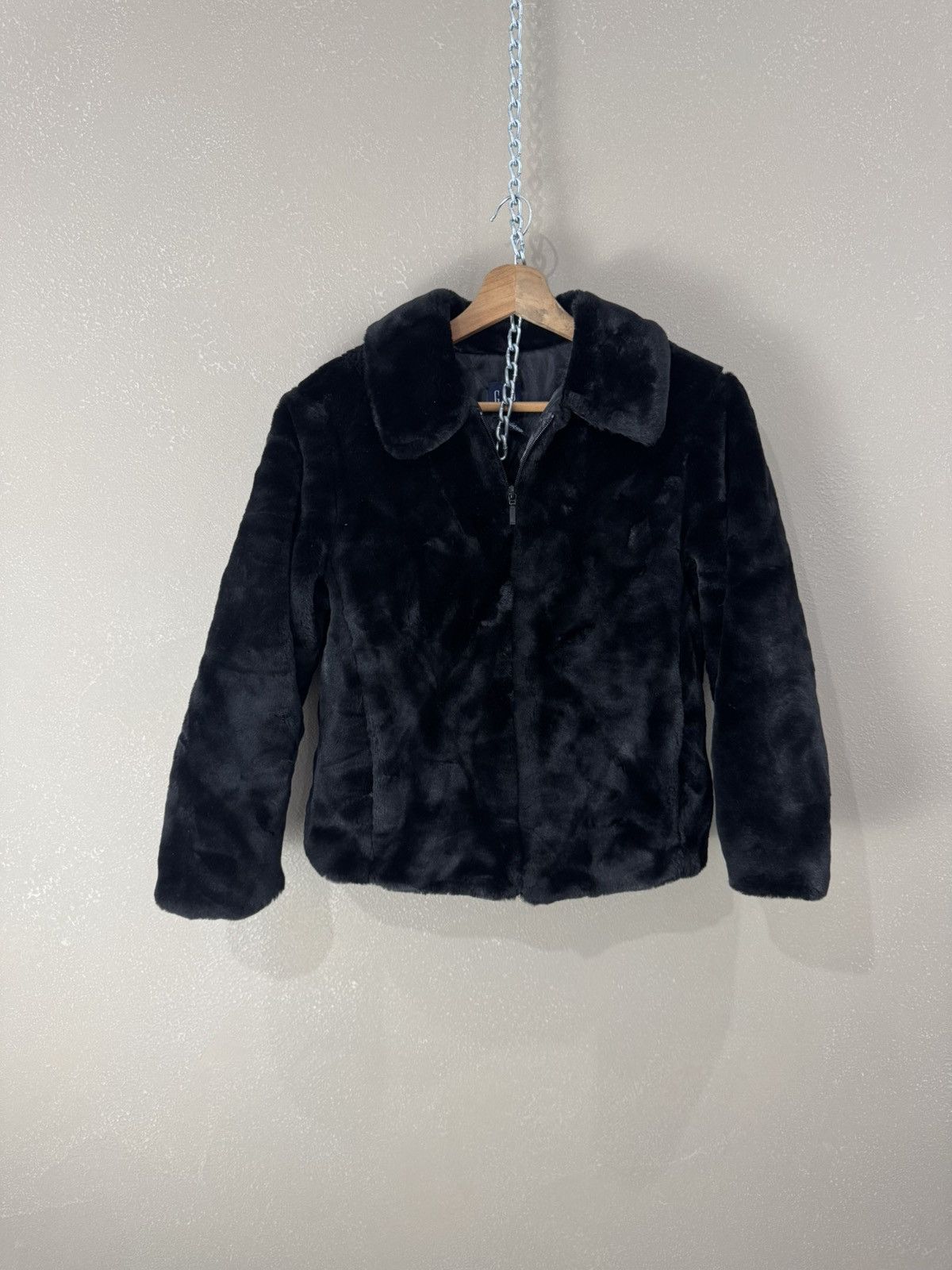 GAP Amazing Faux Fur Y2K jacket