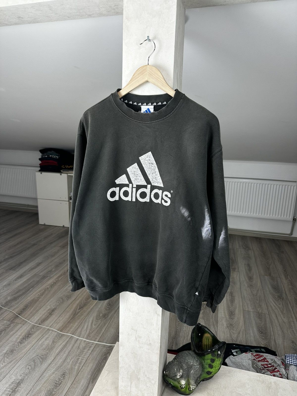 Adidas Vintage Adidas Sweatshirt Oversized Sun Faded 1999 Size US M / EU 48-50 / 2 - 1 Thumbnail