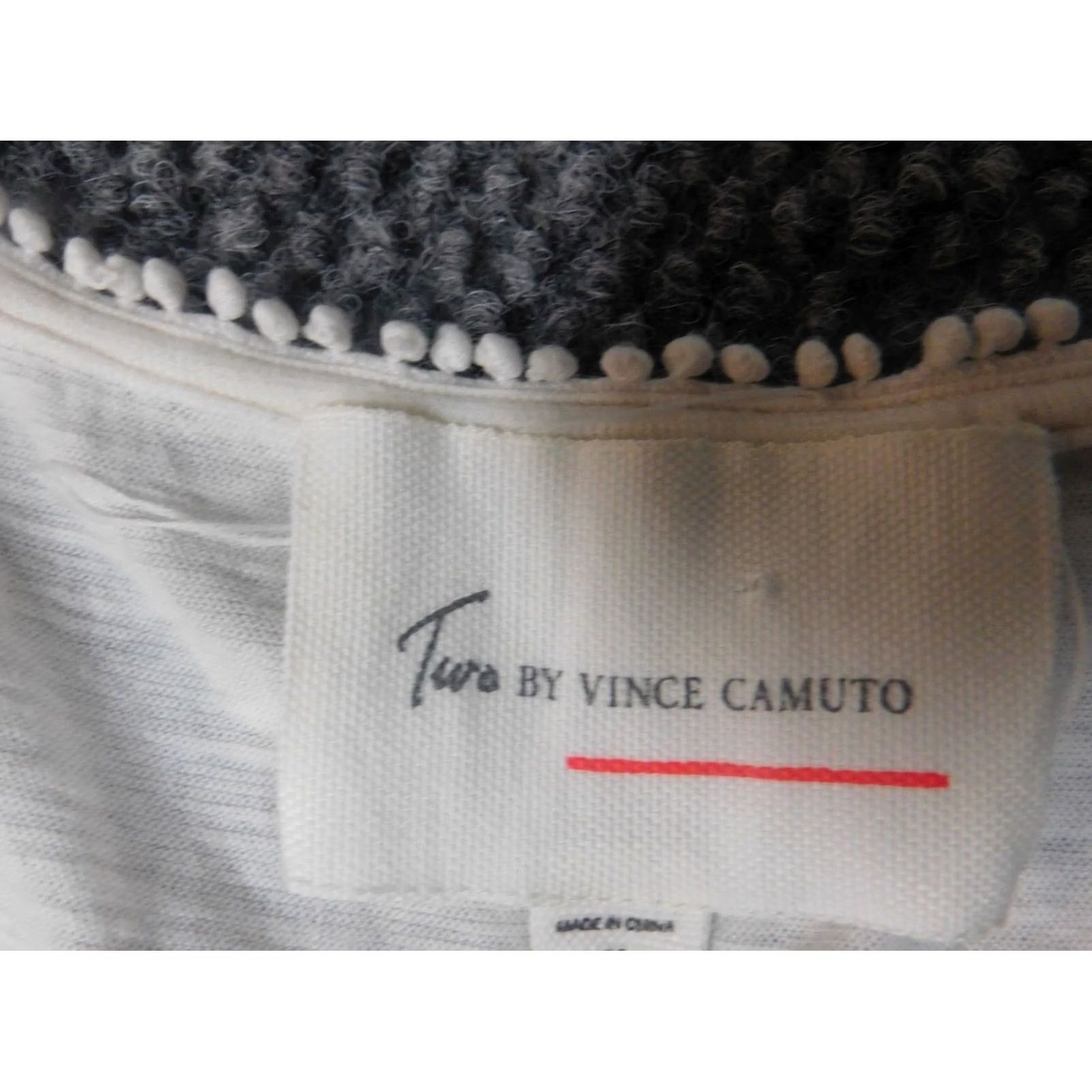 Vince Camuto Vince Camuto Womens Blouse M White Sleeveless Round Neck Pullover Casual Button Cotton 100% Regular Womens Size M / US 6-8 / IT 42-44 - 5 Thumbnail