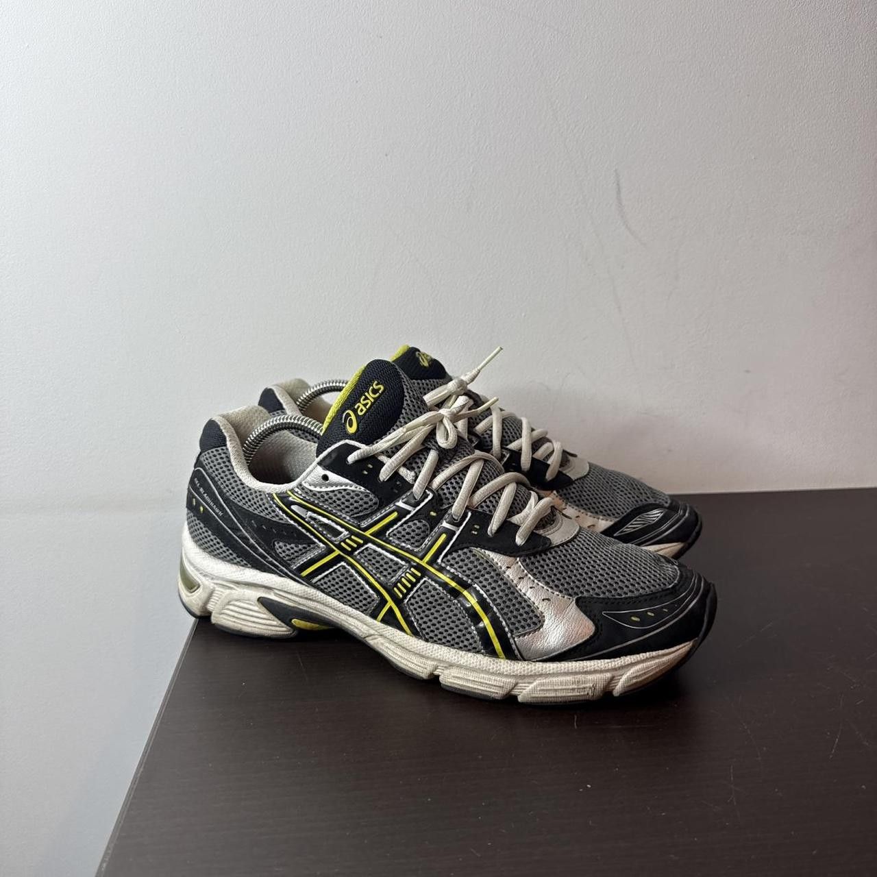 Asics Asics Gorpcore Low Top Sneakers Vintage y2k 2000s Size US 10.5 / EU 43-44 - 1 Thumbnail