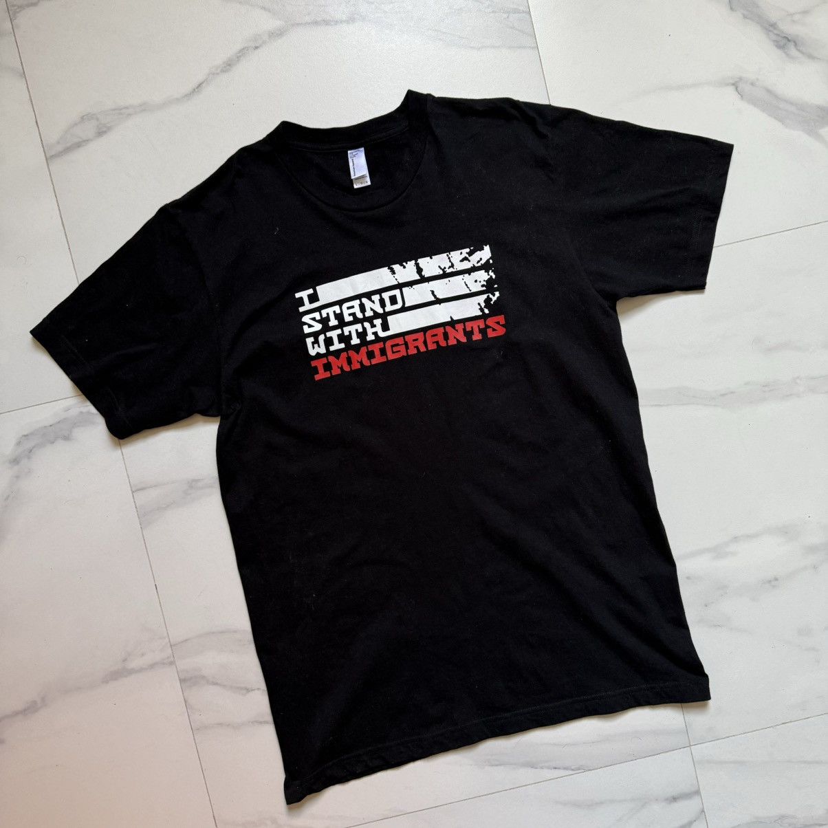 American Apparel × Vintage Vintage Y2K I Stand With Immigrants Rare T-Shirt Size US L / EU 52-54 / 3 - 3 Thumbnail