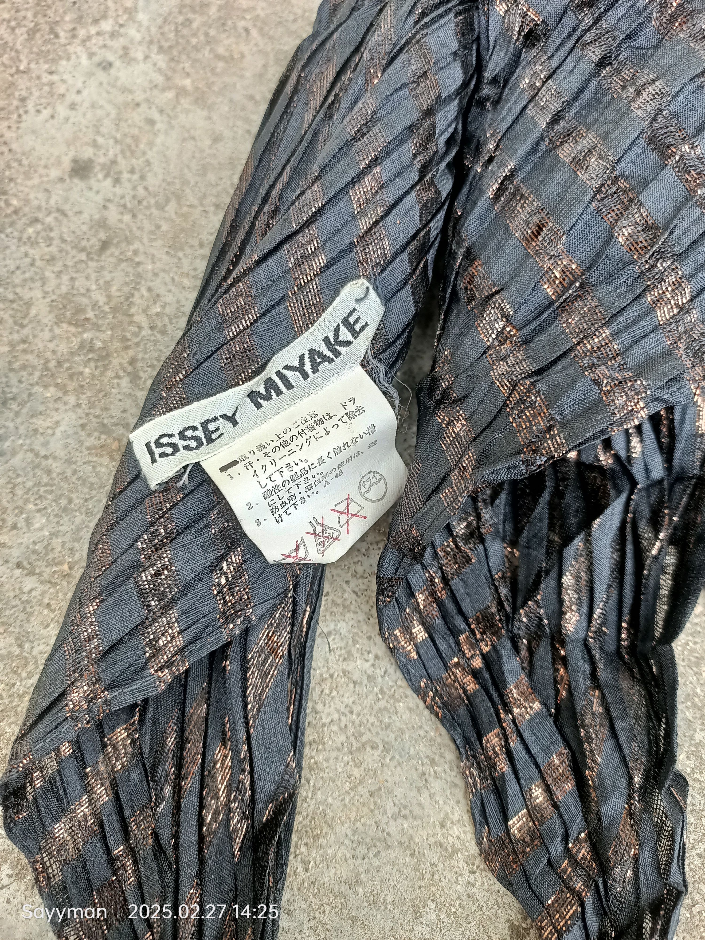 Issey Miyake Issey Miyake Scarf / Muffler / Neckwear - Size ONE SIZE - 5 Thumbnail