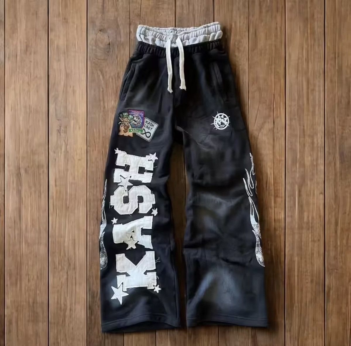Other “KASH” Y2K SWEATPANTS Size US 35 - 1 Preview