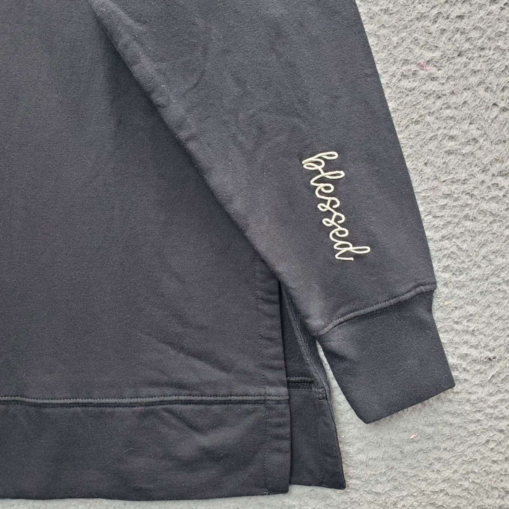 Vintage Marleylilly Blessed Sweatshirt Womens S Black Embroidered Leopard Print Pullover Shirt Womens Size S Black Leopard Embroidered Sweatshirt Size S / US 4 / IT 40 - 7 Thumbnail