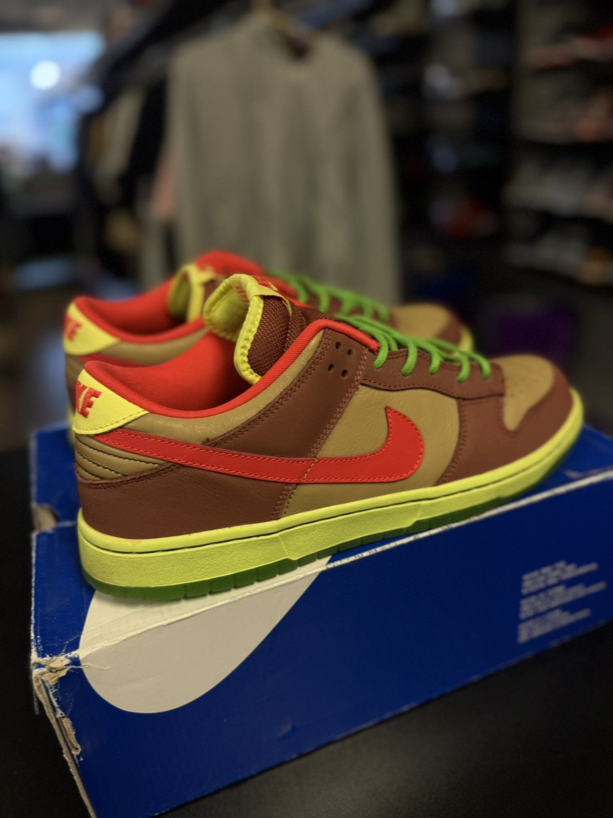 Nike Nike Dunk Low Premium SB Toxic Sea Robbin Size 11 Men’s Size US 11 / EU 44 - 7 Thumbnail