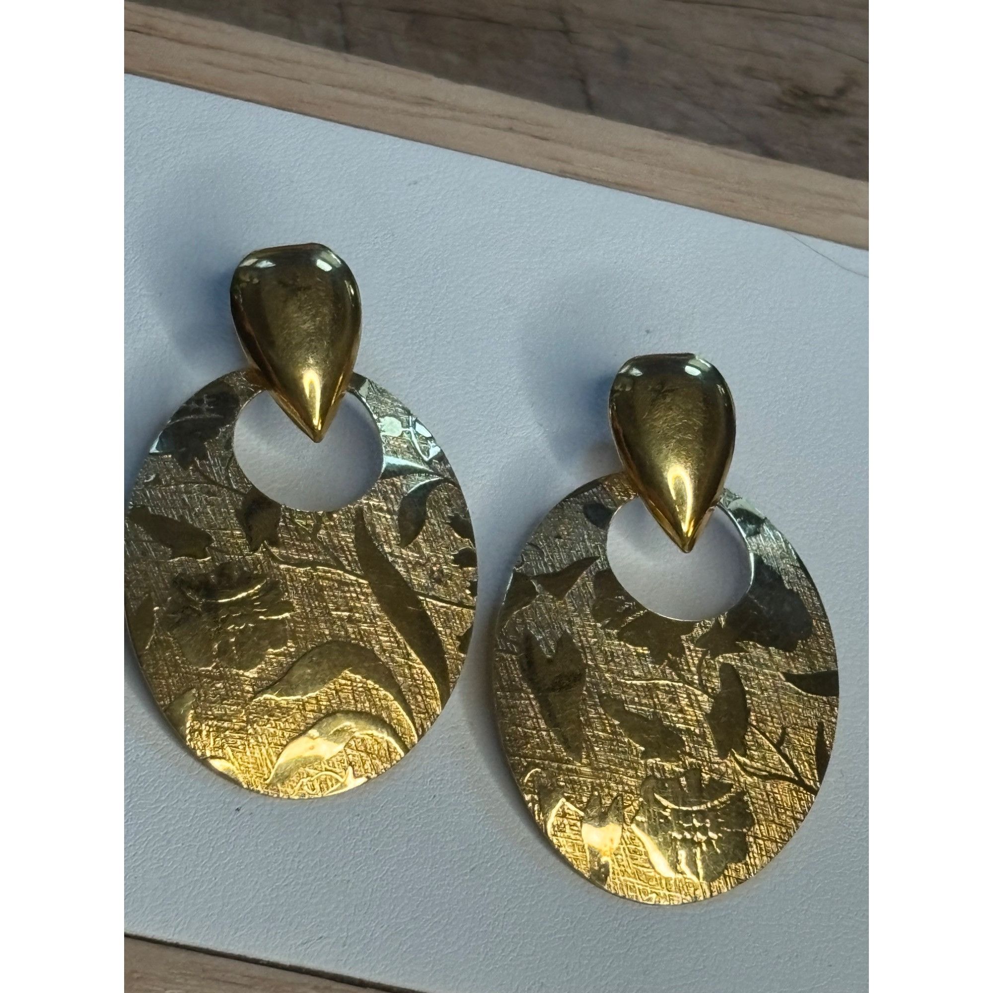 Other Elegant Teardrop Doorknocker Gold Tone Dangle Earrings Size ONE SIZE - 7 Thumbnail