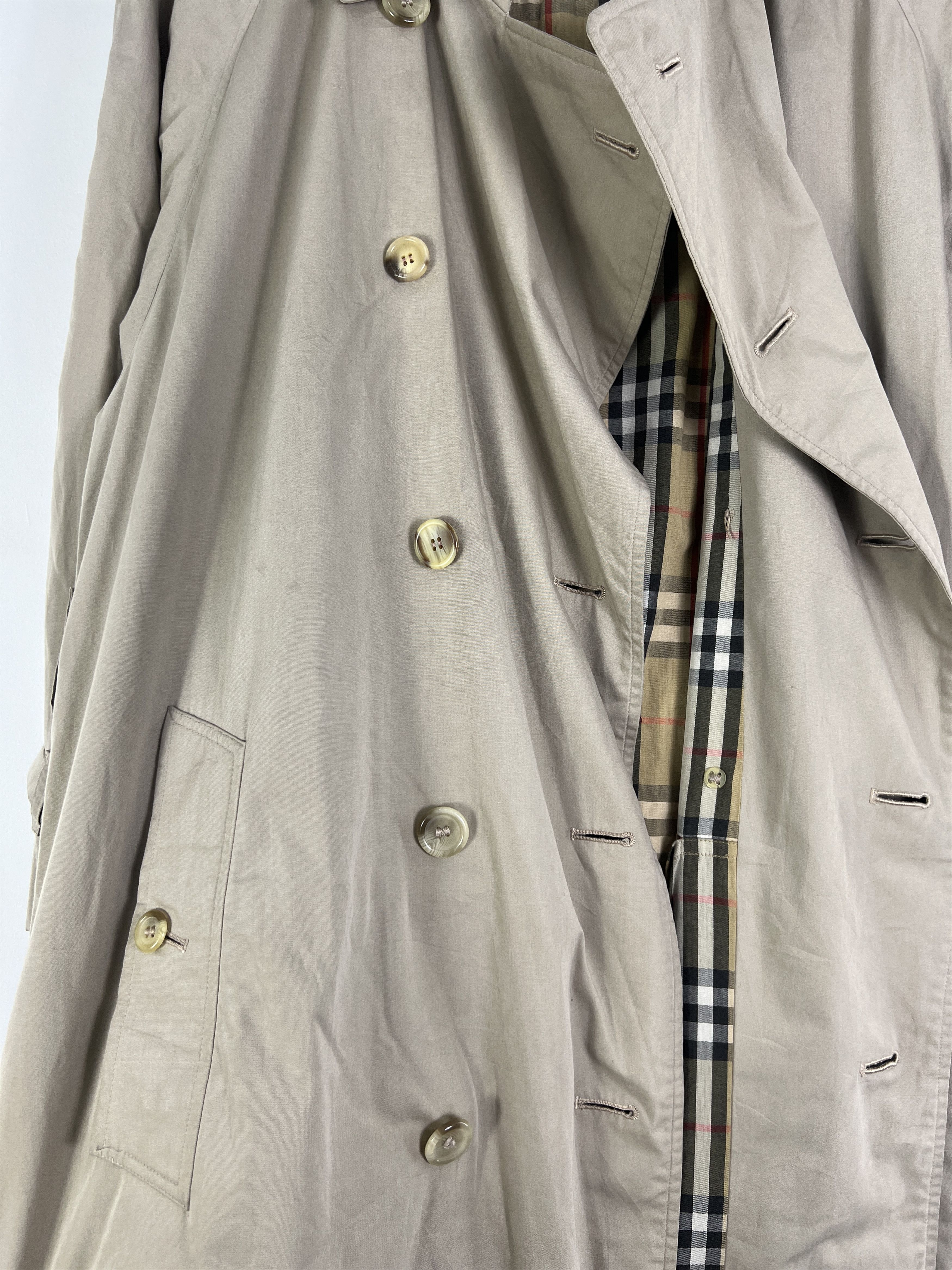 Burberry × Vintage Vintage Burberrys Lined Plaid Coat GTMPT842 Size US L / EU 52-54 / 3 - 10 Thumbnail