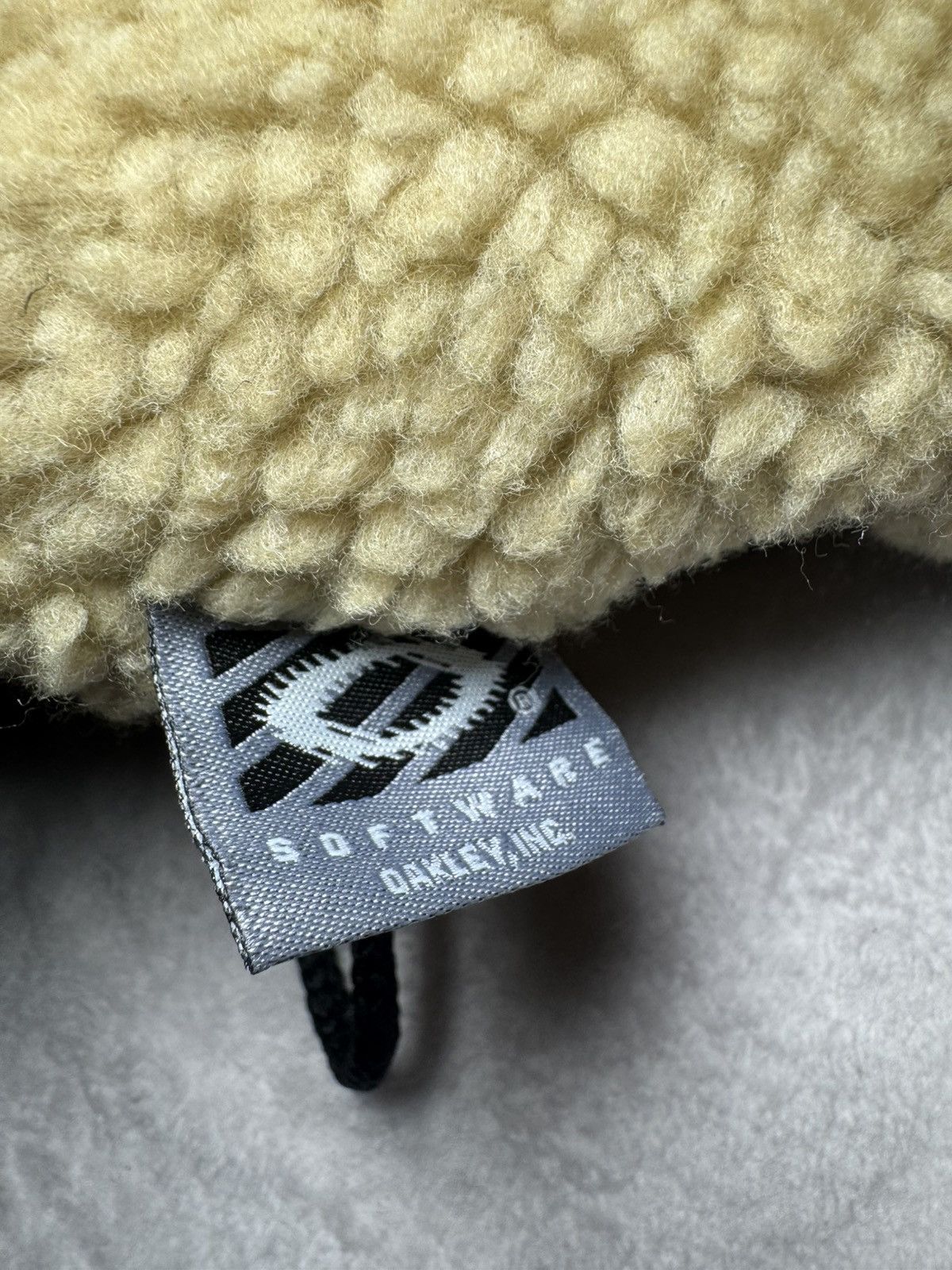 90’s Oakley Software Fleece Ushanka Trap Hat Black / Cream