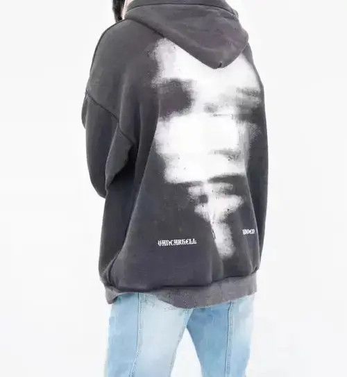 Designer Retro blurred face design printed hoodie jacket Size US L / EU 52-54 / 3 - 4 Thumbnail