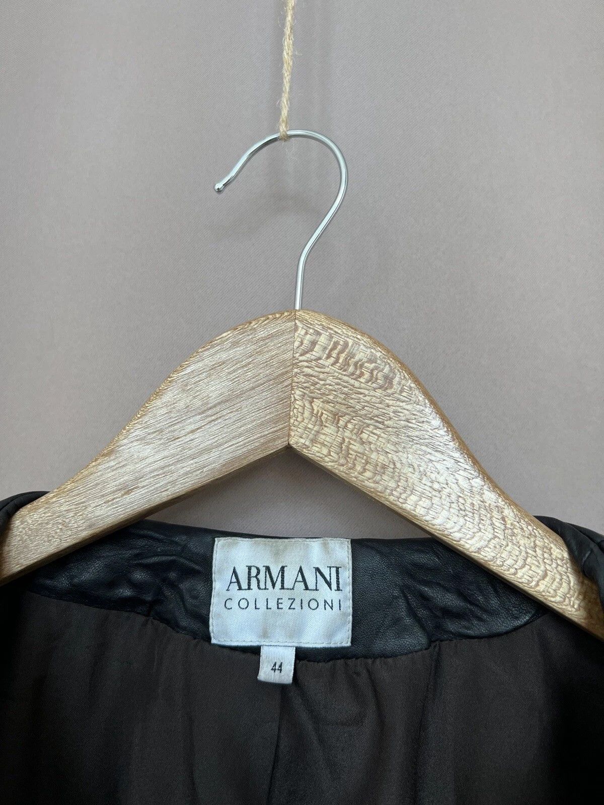 Armani Collezioni Armani Collezioni Calf Leather Jacket Women’s Size 44 or M Size M / US 6-8 / IT 42-44 - 11 Thumbnail