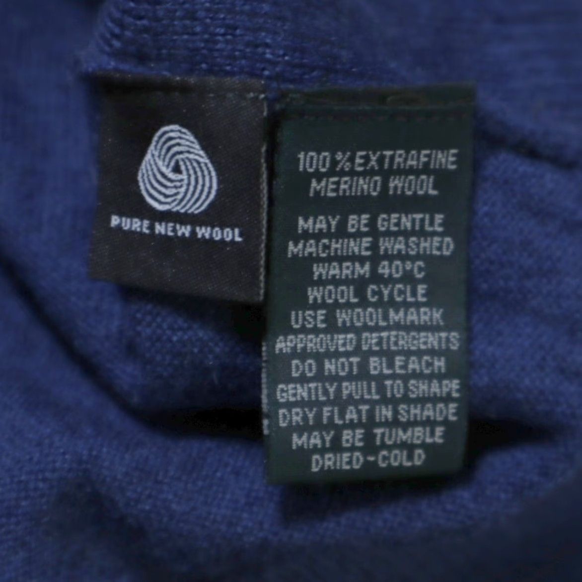 Rodd & Gunn Rodd & Gunn Extra Fine Merino Solid V-Neck Long Sleeve Sweatshirt Blue Men's XL Shirt Size US XL / EU 56 / 4 - 7 Thumbnail