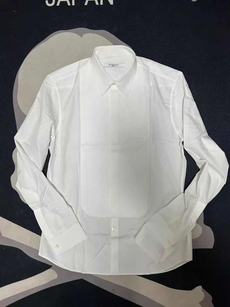 Givenchy Givenchy Shirt, classic business formal wear, slim-fit shi Size US L / EU 52-54 / 3 - 1 Thumbnail