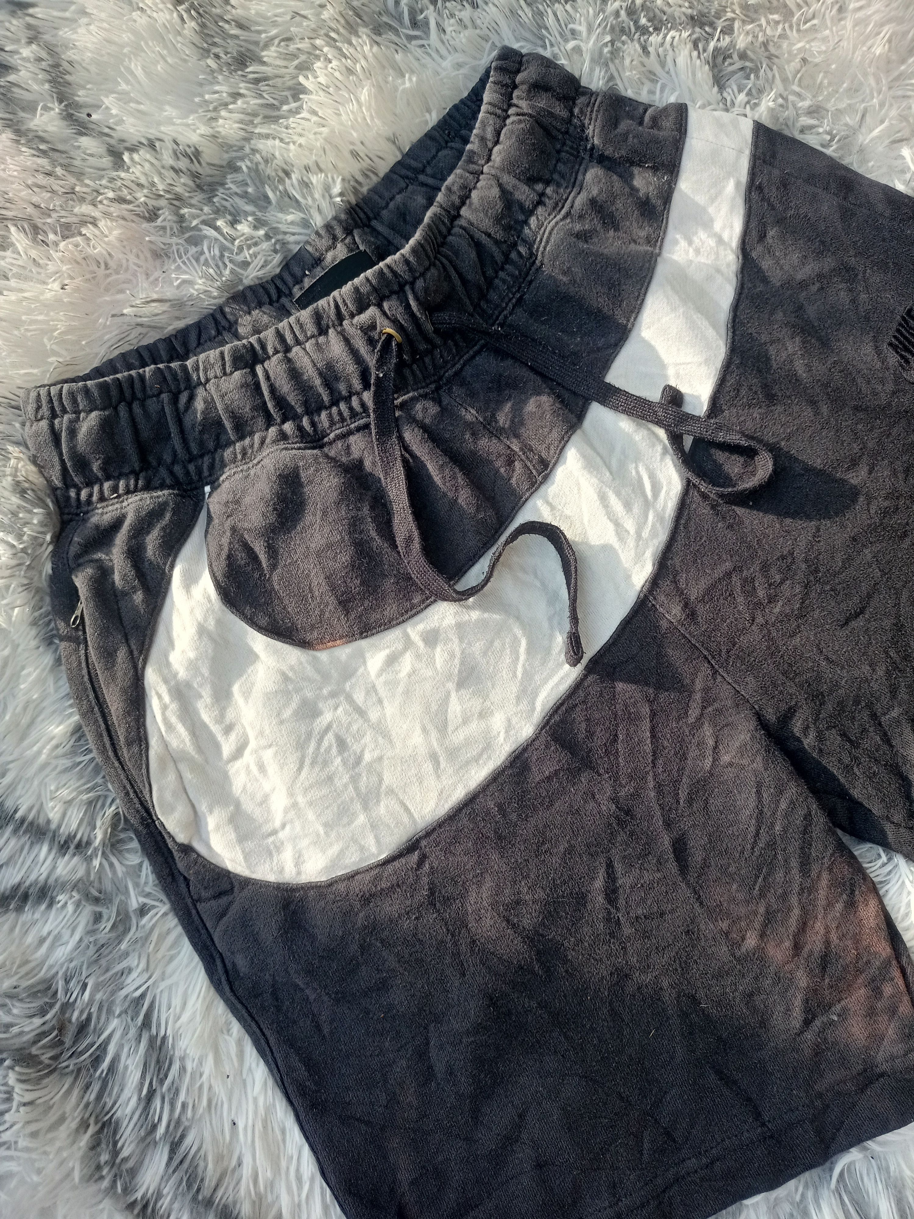 Nike FADED 🔥 NIKE BIG SWOOSH SHORT PANTS Size US 34 / EU 50 - 2 Thumbnail