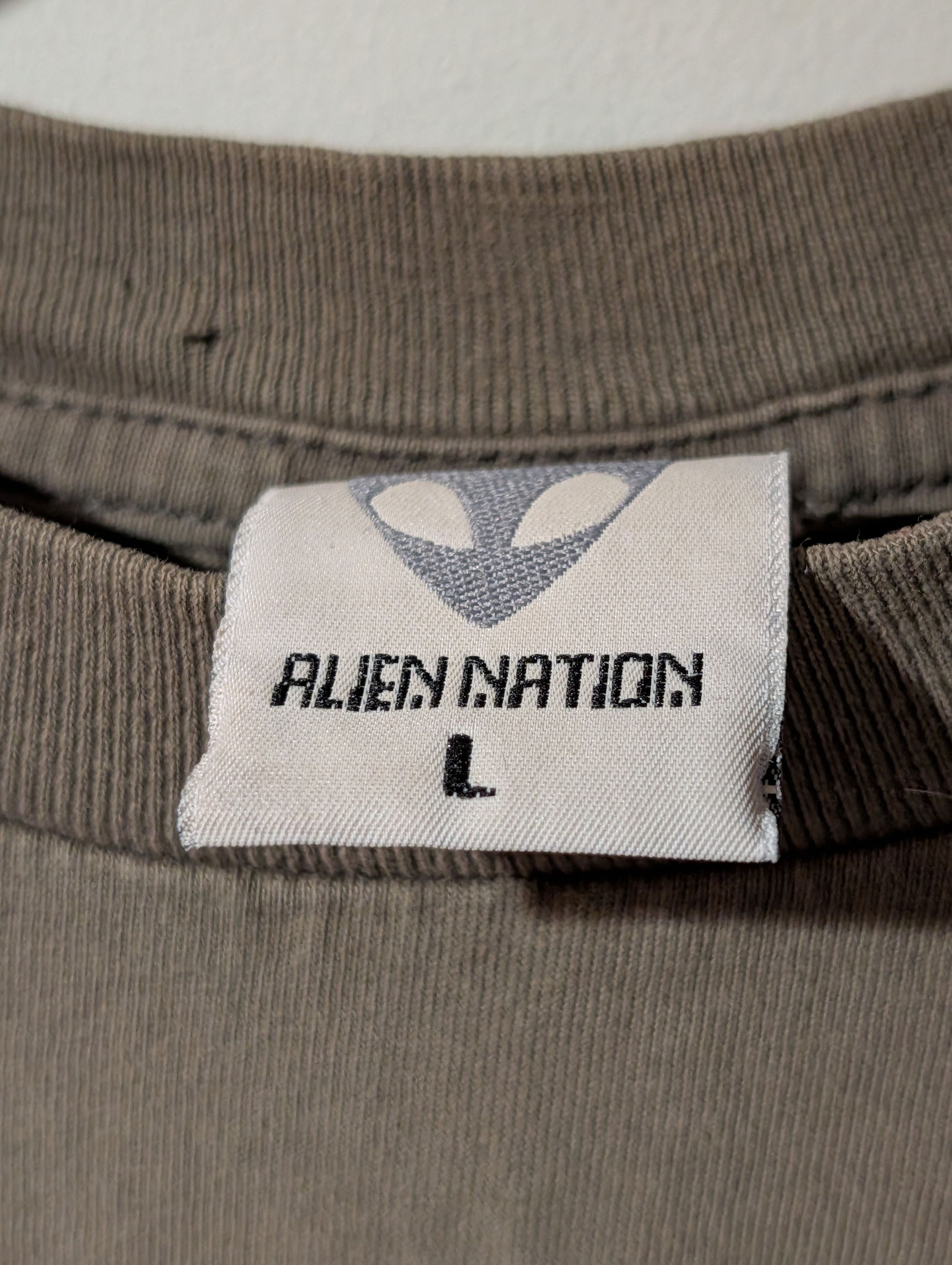 Alien Workshop Vintage Alien Nation Alien Krispies Cereal Graphic T-Shirt Size US L / EU 52-54 / 3 - 3 Thumbnail