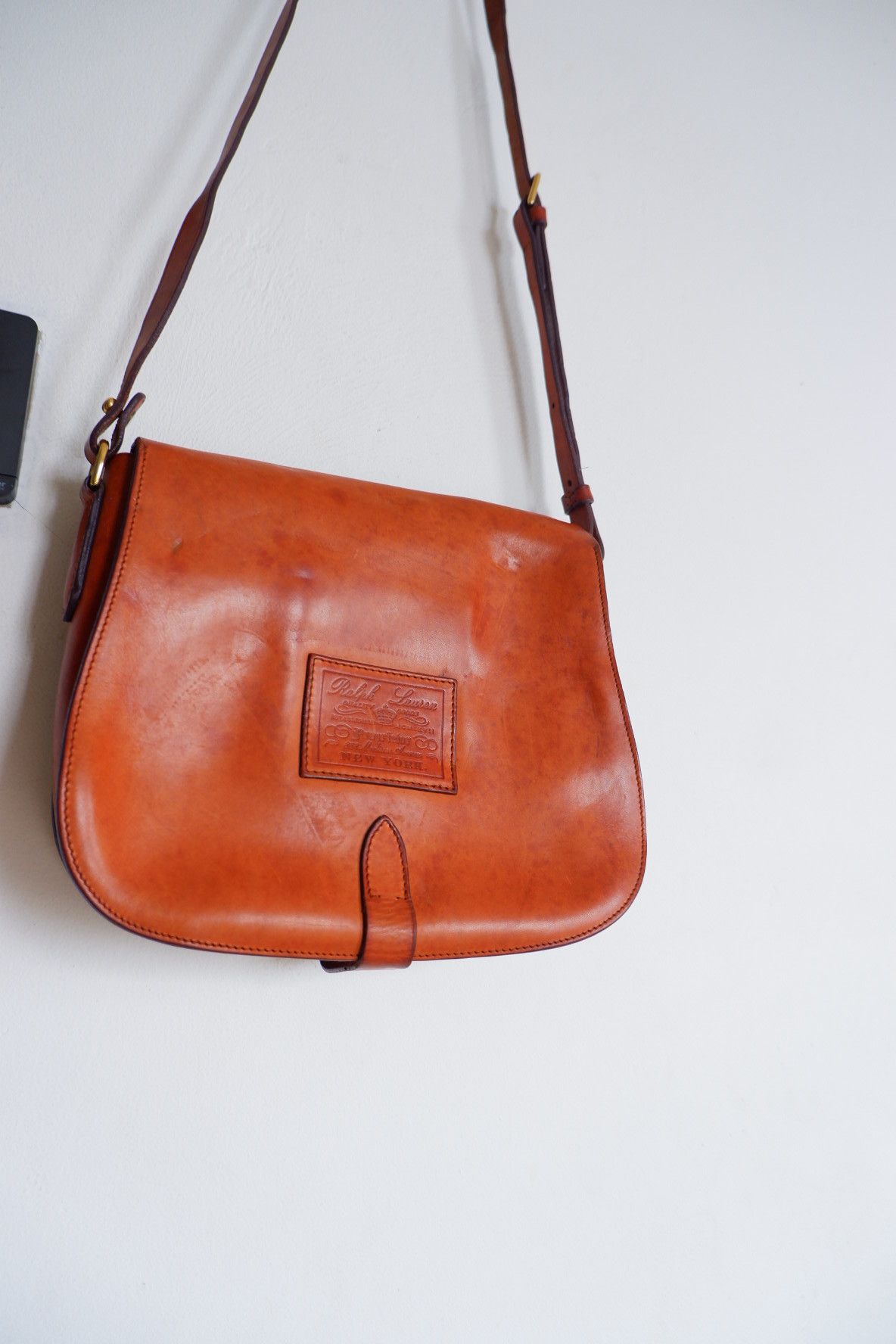 Ralph Lauren Purple Label Ralph Lauren Purple Label Saddle Bag Leather Made in Italy Size ONE SIZE - 1 Thumbnail
