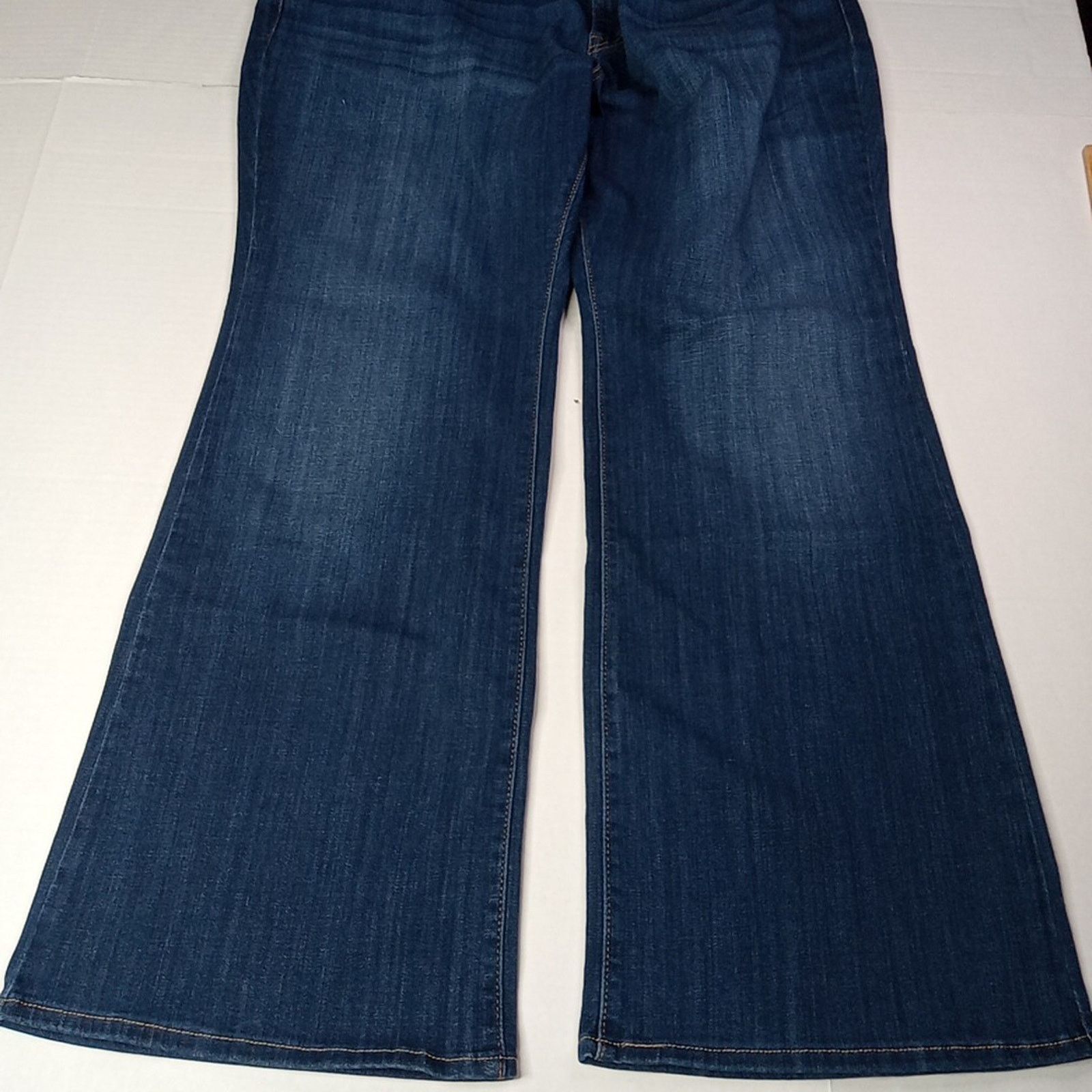Levi's Levi's 726 High Rise Flare Jeans Women's Size 24W Blue New Size 42" / US 20 - 3 Thumbnail