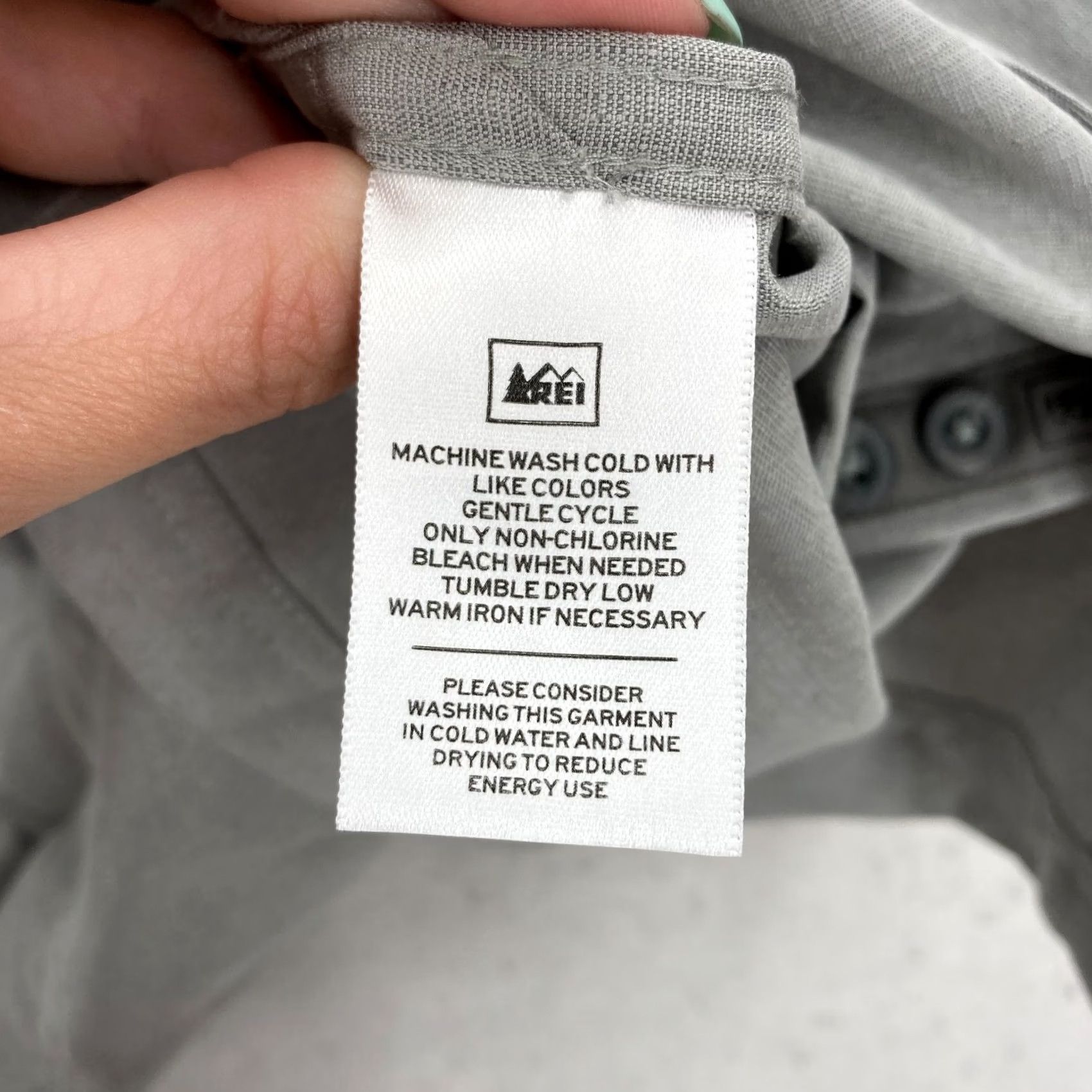 Vintage REI Coop Adventure Shirt Mens Small Gray Button Up Outdoor Hiking Camp NWT Size US S / EU 44-46 / 1 - 6 Thumbnail