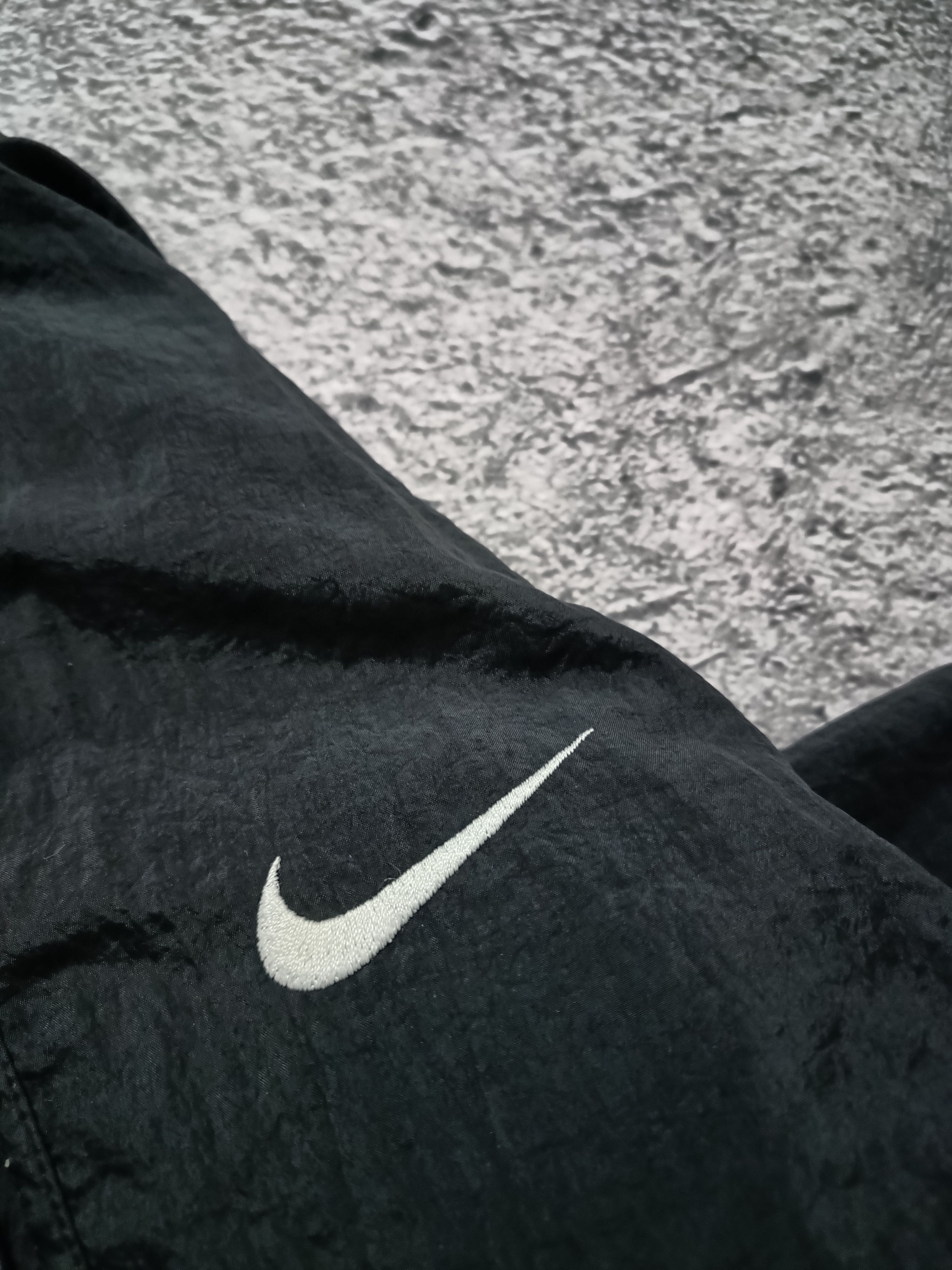 Nike × Vintage Rare Vintage Nike Spell Out Big Logo 90s Windbreaker Jacket Size US L / EU 52-54 / 3 - 2 Thumbnail