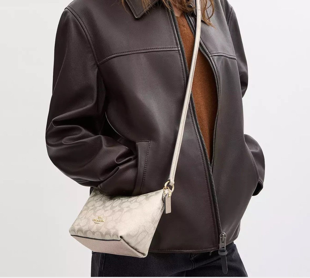 Coach NWT Coach Zip Top Crossbody Bag In Signature Canvas Size ONE SIZE - 7 Thumbnail