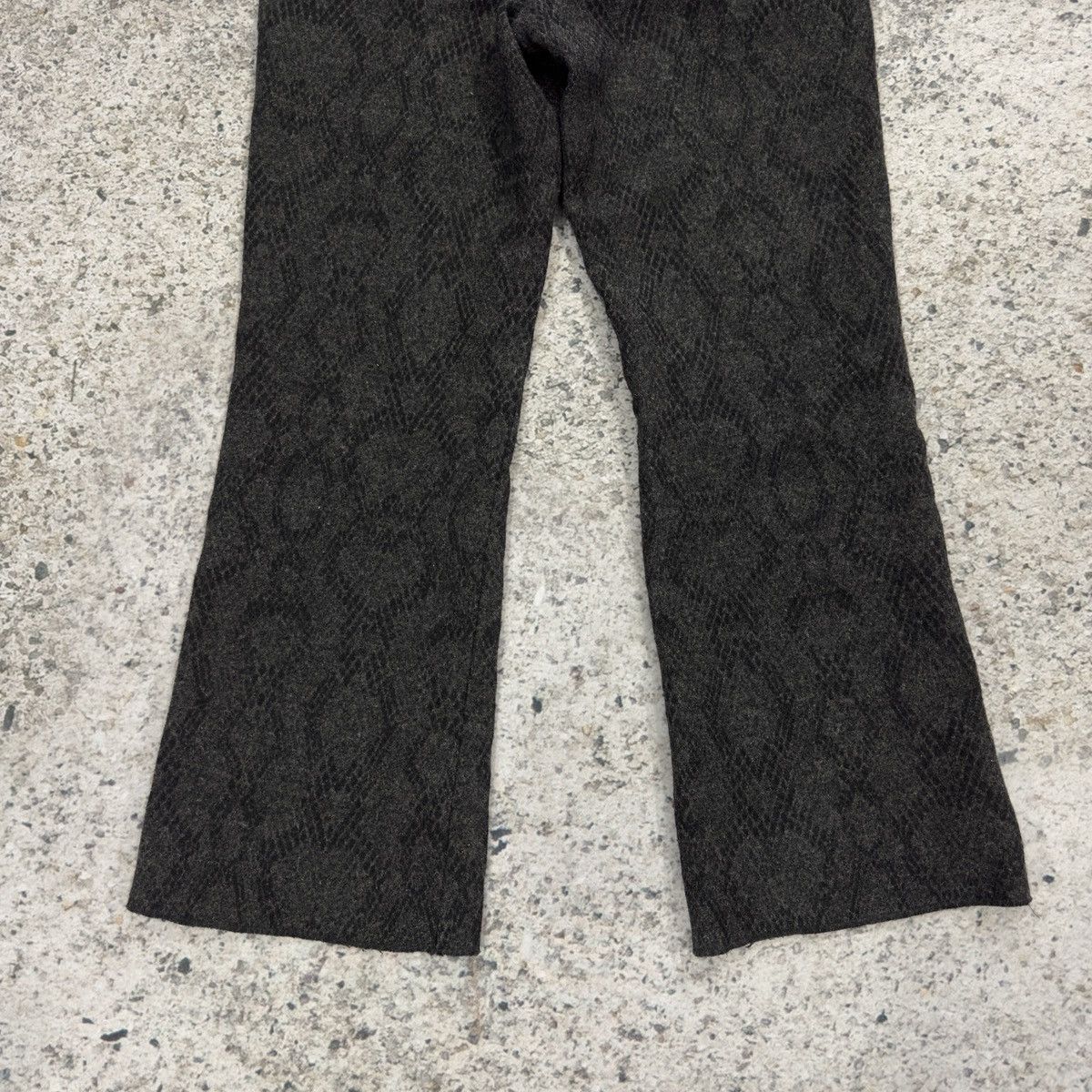 Dries Van Noten Dries Van Noten Wool Snakeskin Print Flare Trouser Pants Size US 30 / EU 46 - 15 Thumbnail