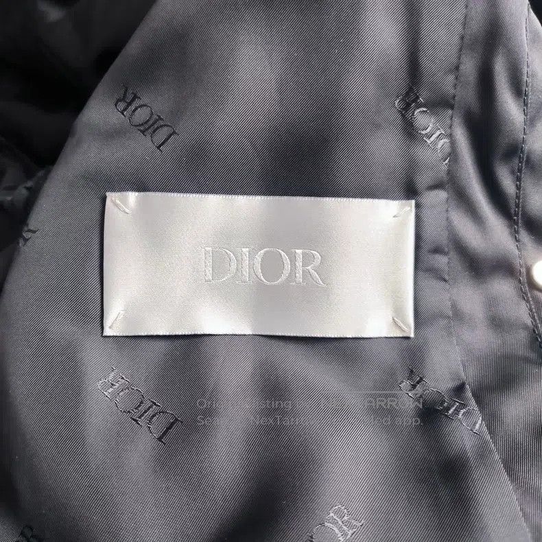Dior Dior Black solid colour medium and long coat Size US M / EU 48-50 / 2 - 3 Thumbnail