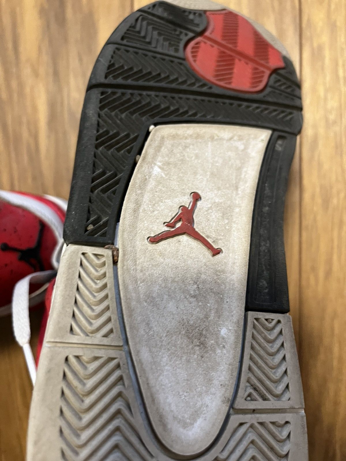 Nike jordan 4 red cement Size US 10 / EU 43 - 13 Thumbnail