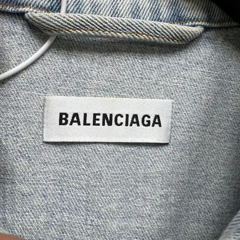 Balenciaga Balenciaga Washed Denim Jacket. Size US XS / EU 42 / 0 - 3 Thumbnail