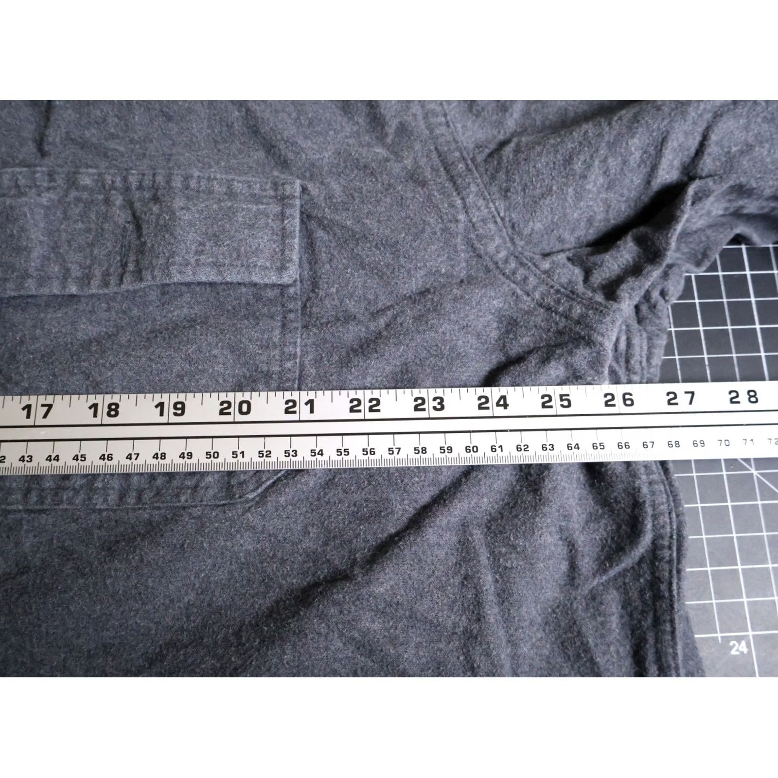 Vintage VINTAGE L.L. Bean Chamois Shirt Men's 2XL Gray Heavyweight Workwear Grunge Flannel Shirt Size US XXL / EU 58 / 5 - 6 Thumbnail