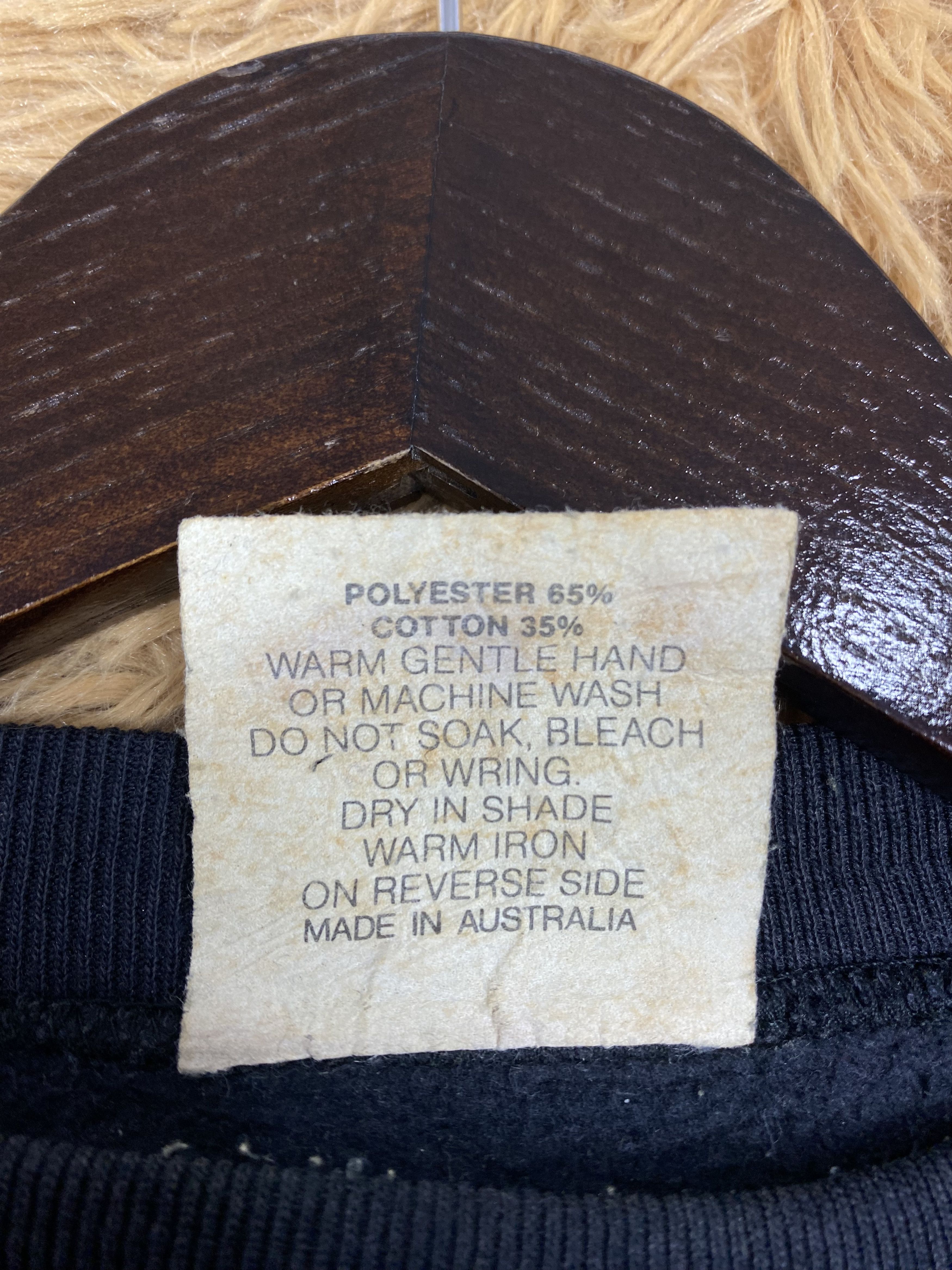 Vintage Vintage Churinga Crewneck Sweatshirts DJ1064 Size US M / EU 48-50 / 2 - 6 Thumbnail