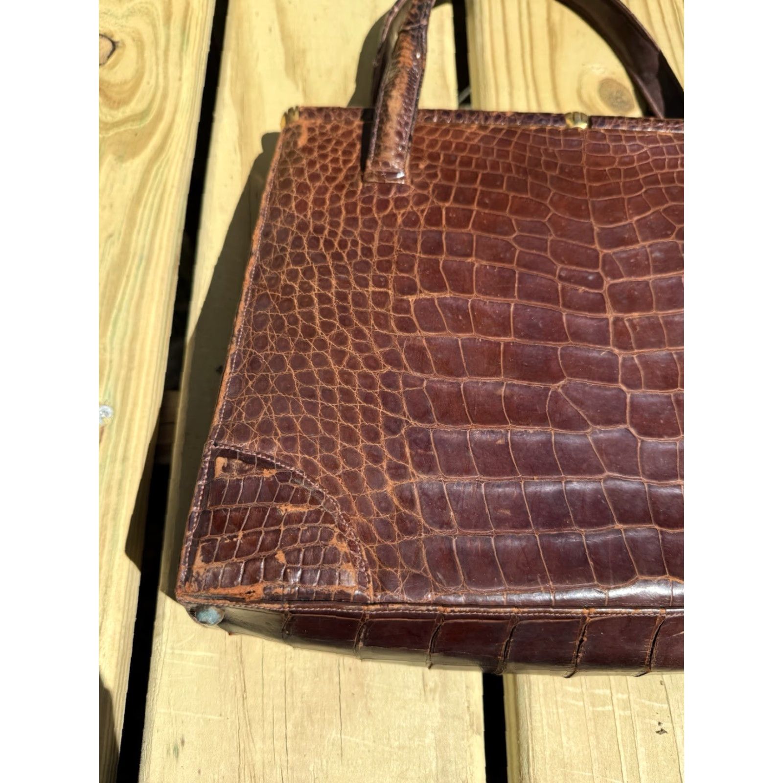 Avenue VINTAGE Lucille De Paris Saks 5th Avenue Purse Handbag Brown Alligator Crocodile Purse Women Formal 1950s 1960s Women Size ONE SIZE - 4 Thumbnail