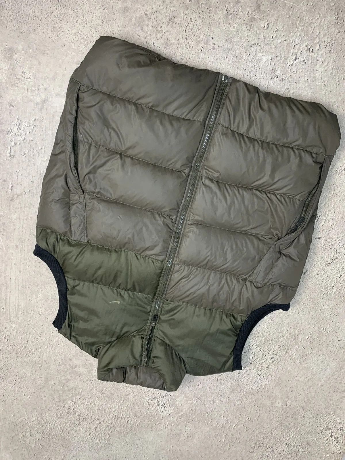 Nike Vintage Y2K Nike Down Waistcoat Jacket Puffer Black Nike Size US XXL / EU 58 / 5 - 6 Thumbnail