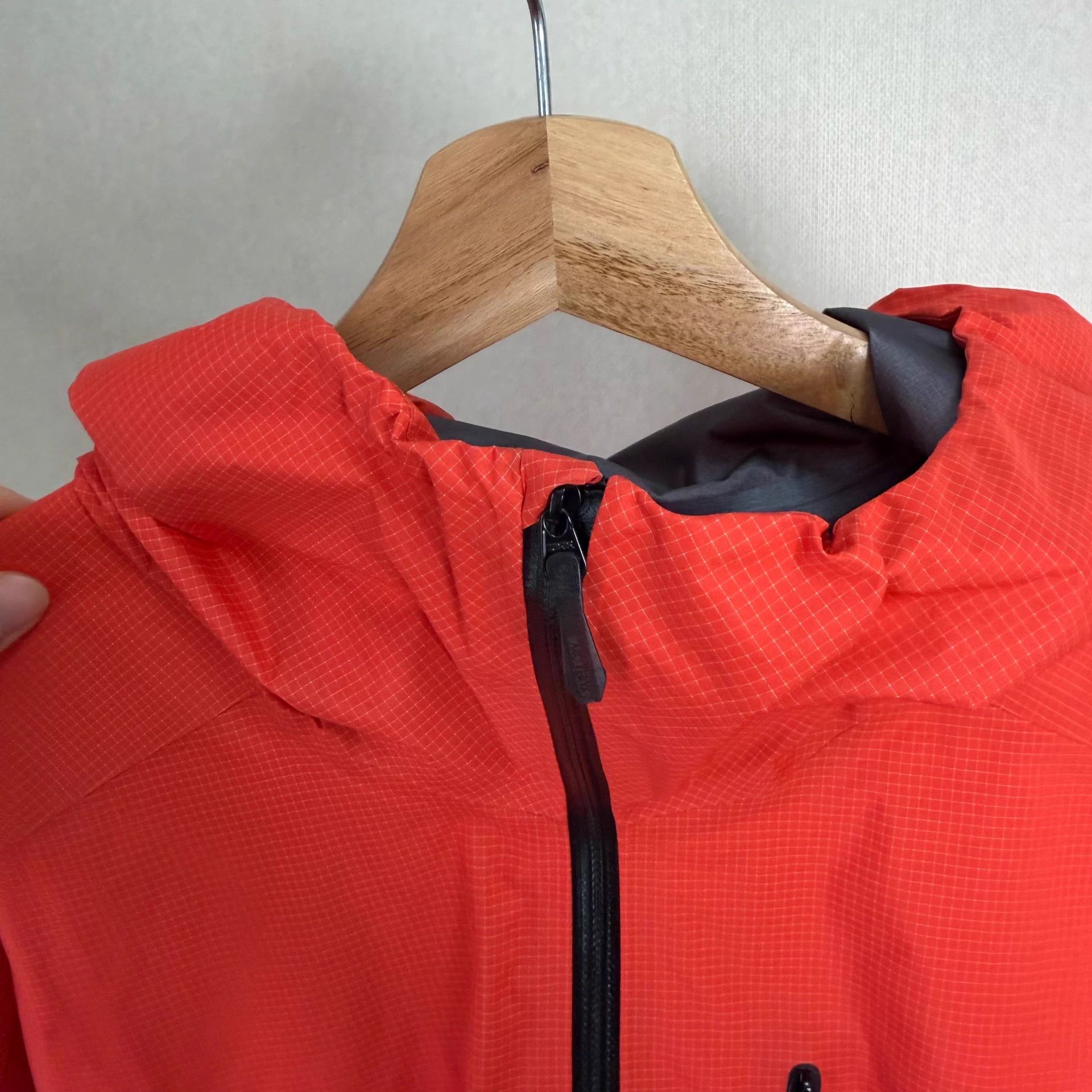 Arc'teryx Arcteryx Alpha SL Anorak Men's Dynasty Red XL Size US XL / EU 56 / 4 - 7 Thumbnail